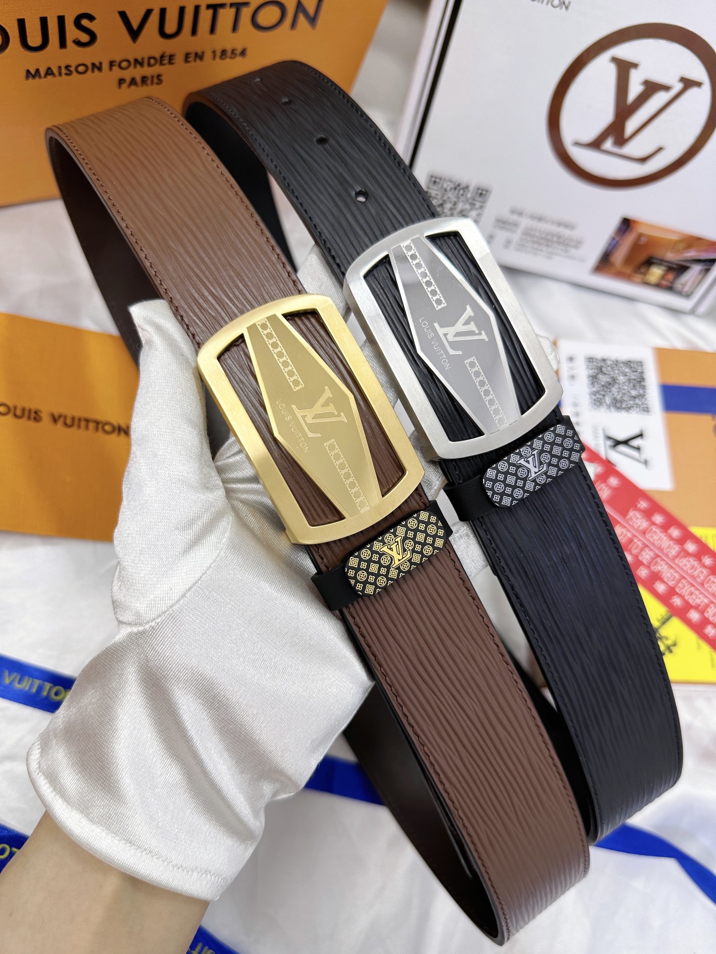 Louis Vuitton Belts AAA+ Replica
 Openwork Steel Buckle Epi Calfskin Cowhide Genuine Leather