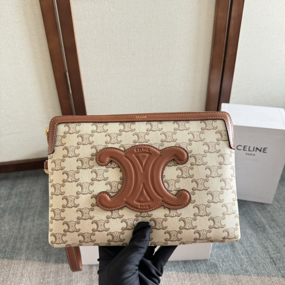 Celine Clutches & Pouch Bags Brown