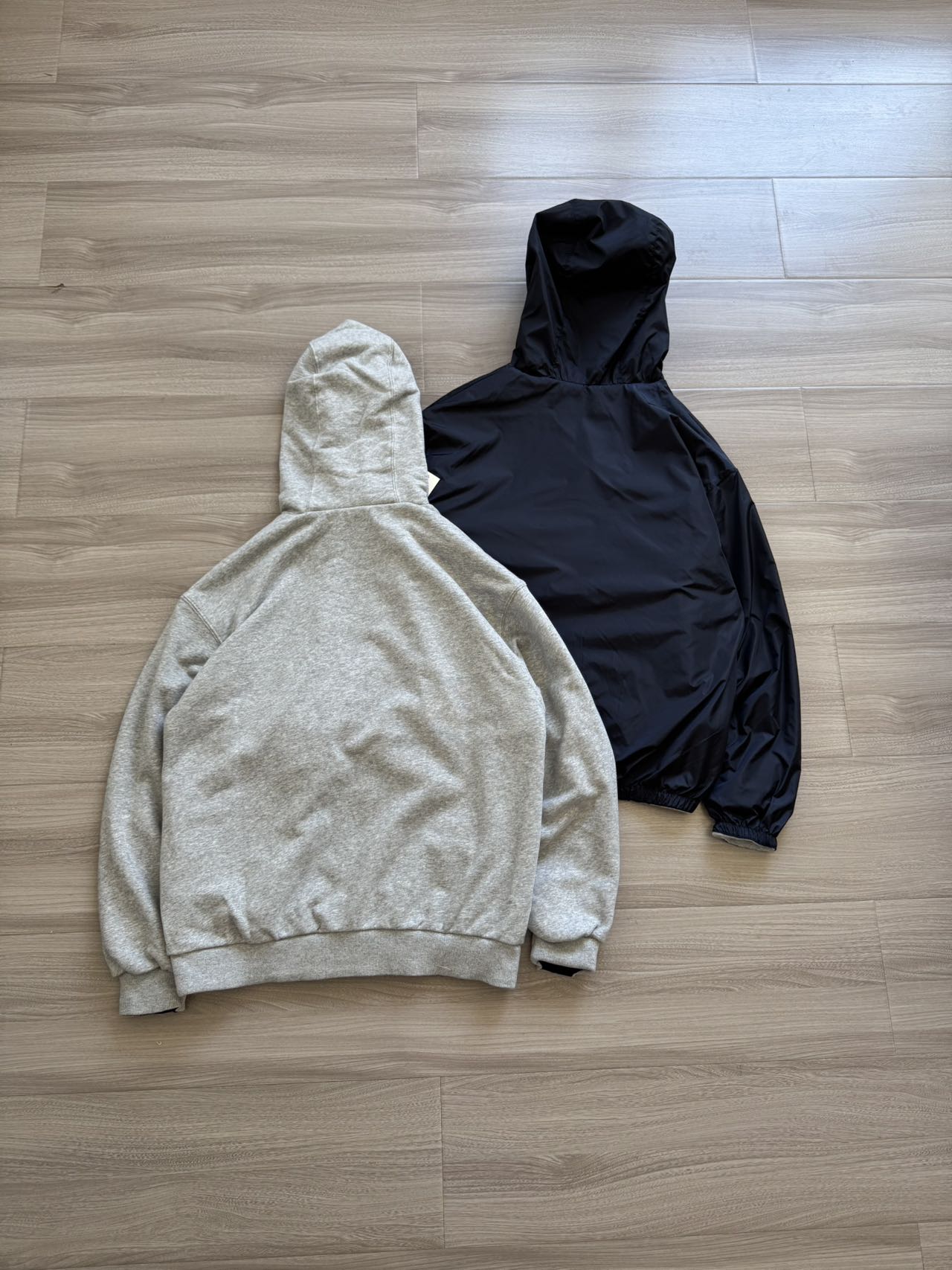 Miu Miu Reversible Zip-Up Hoodie Sweatshirt Gray Black Size S-XL 3 a1759025446340 7075