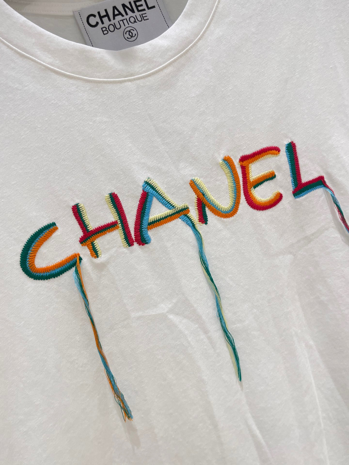 [Chanel Women