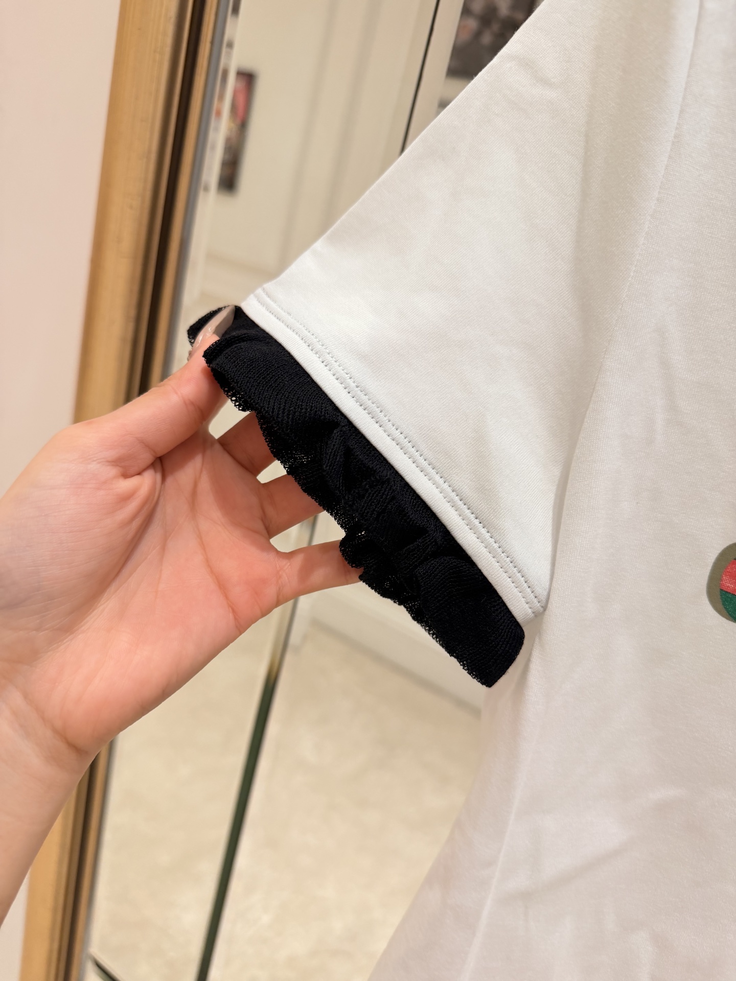 구찌 여성 반팔 131849 Gucci T Shirt 썸네일 이미지