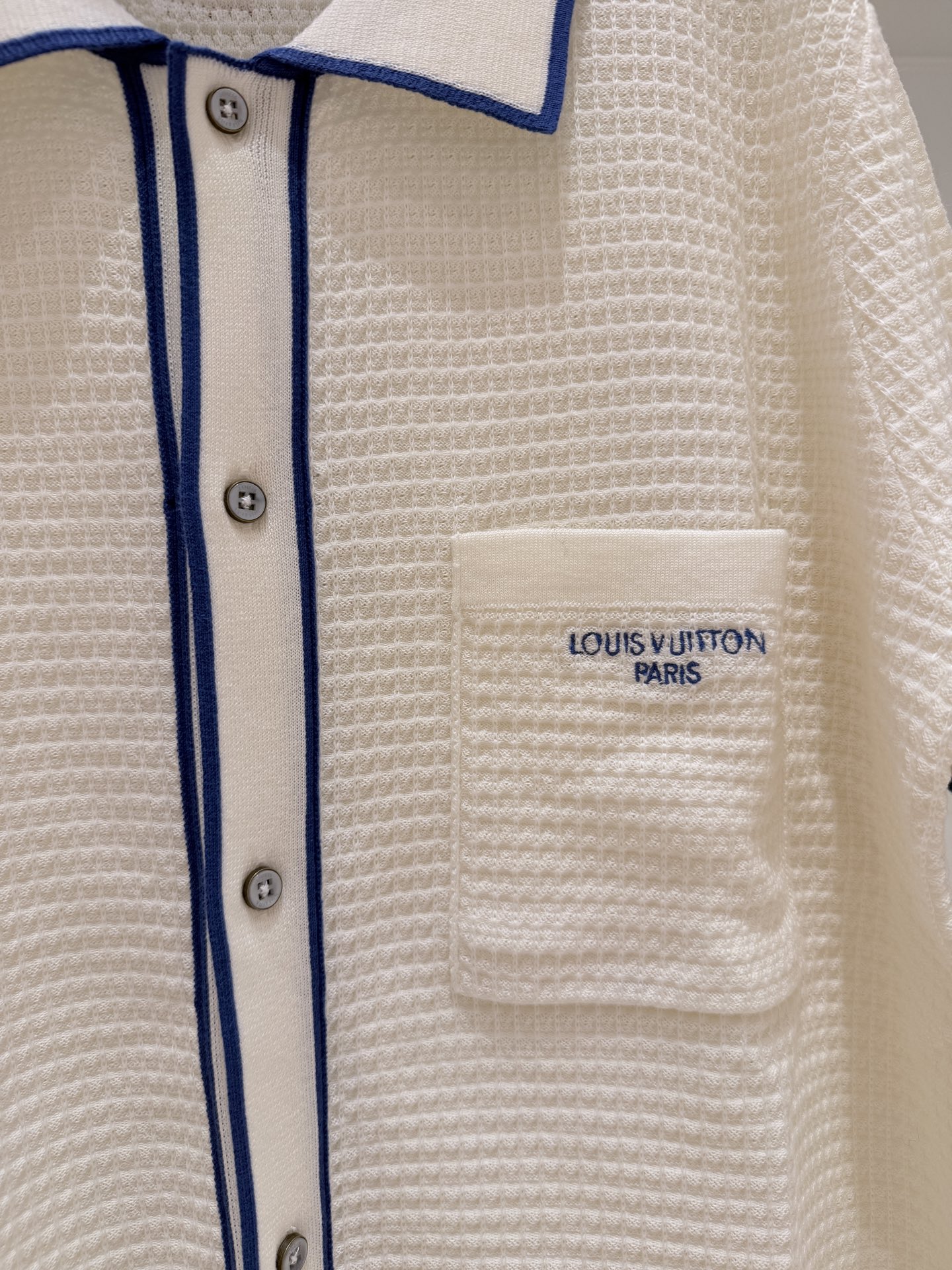 루이비통 여성 가디건 131883 Louis Vuitton Cardigan 썸네일 이미지