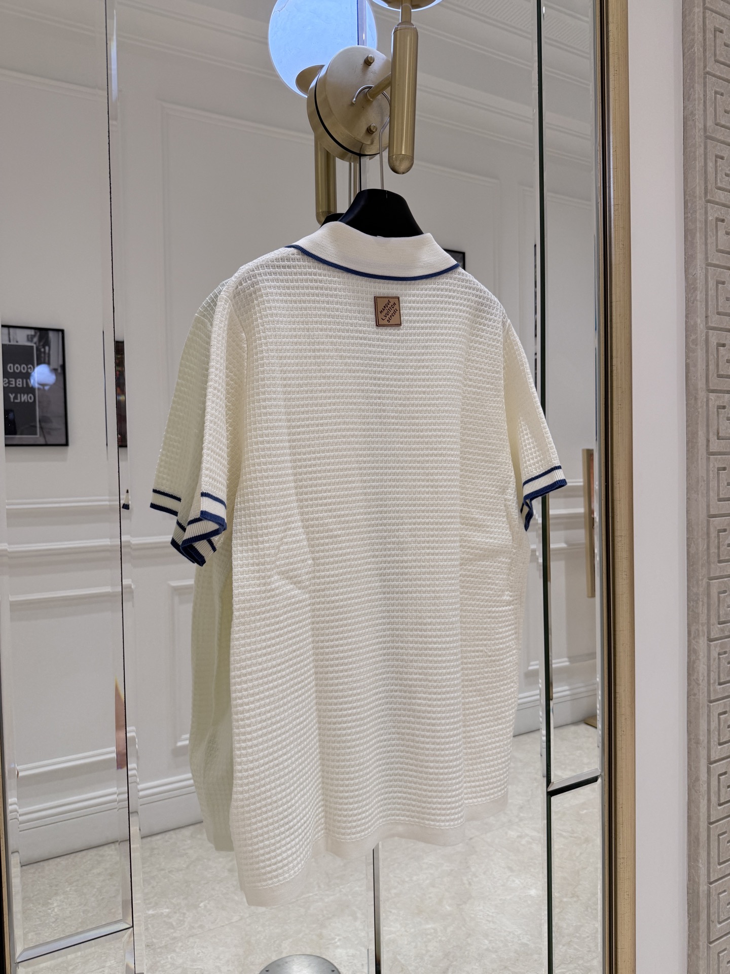 루이비통 여성 가디건 131883 Louis Vuitton Cardigan 썸네일 이미지