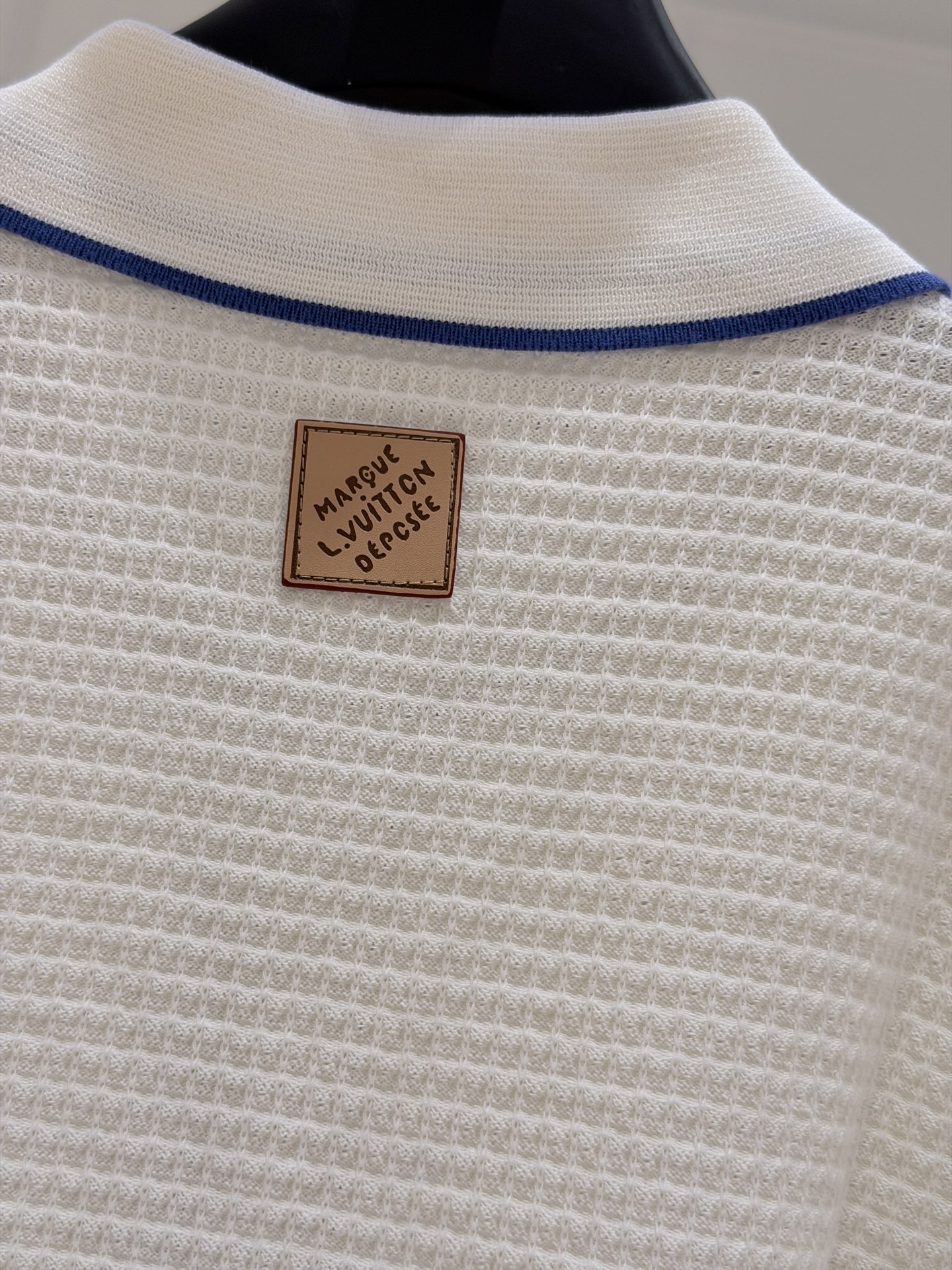 루이비통 여성 가디건 131883 Louis Vuitton Cardigan 썸네일 이미지