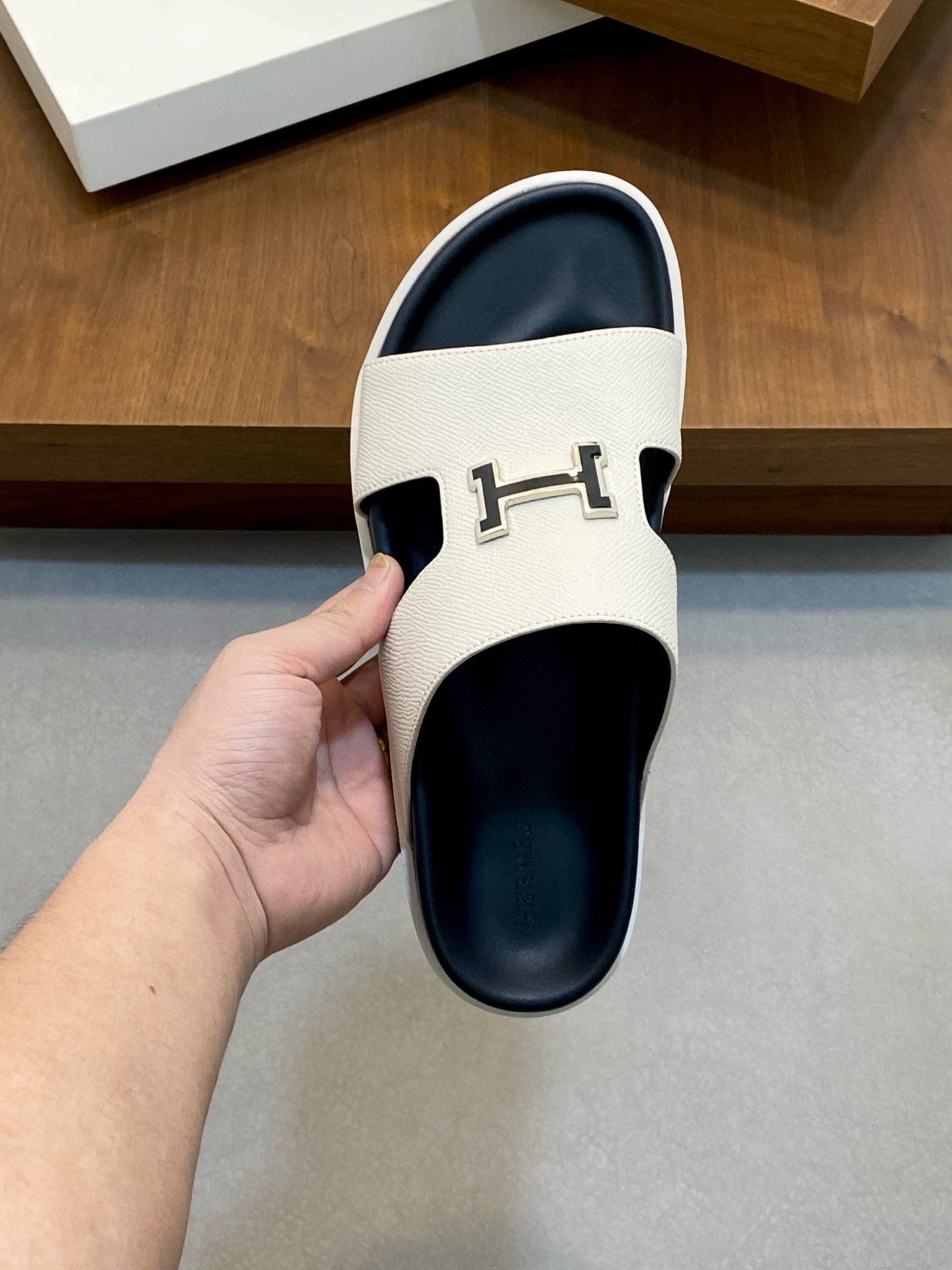 Hermes Leather Sandals for Men, Comfortable and Durable TPU Sole, Size 37-46 8 i1750872528292 7487 0 6