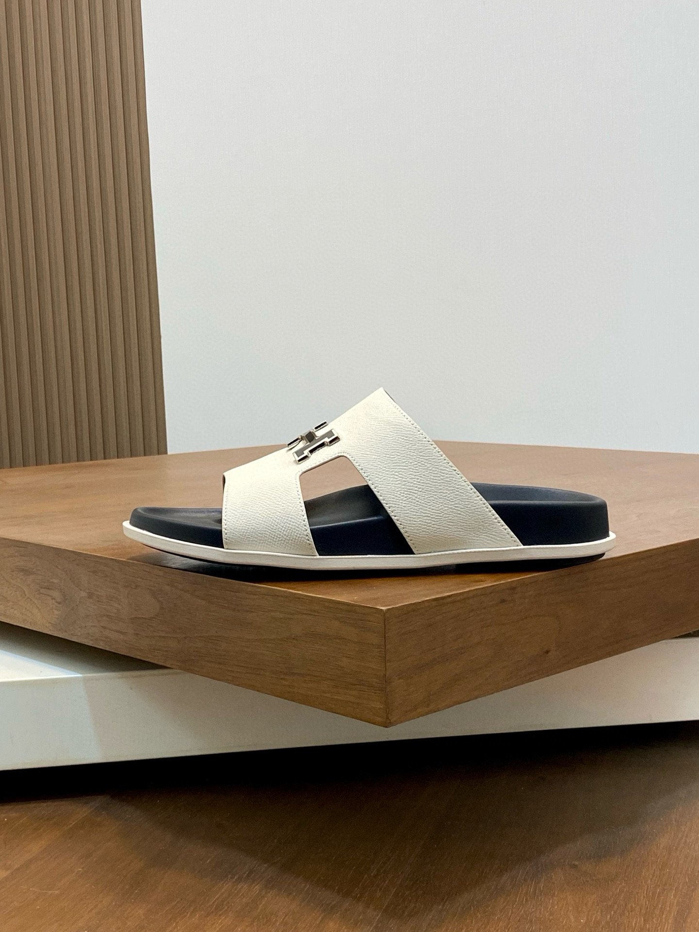 Hermes Leather Sandals for Men, Comfortable and Durable TPU Sole, Size 37-46 3 i1750872528292 9941 0 1