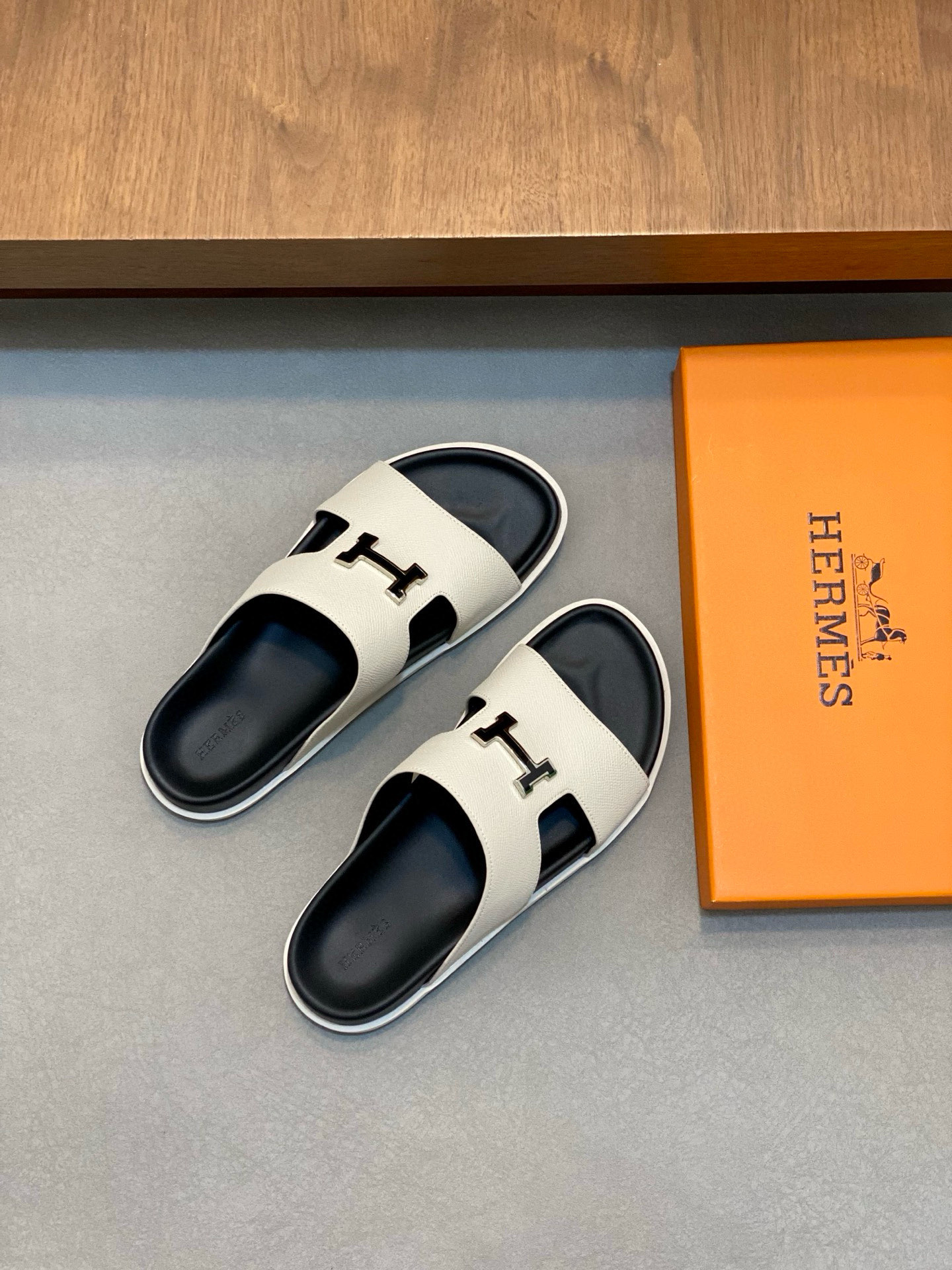 Hermes Leather Sandals for Men, Comfortable and Durable TPU Sole, Size 37-46 6 i1750872529858 106 0 4