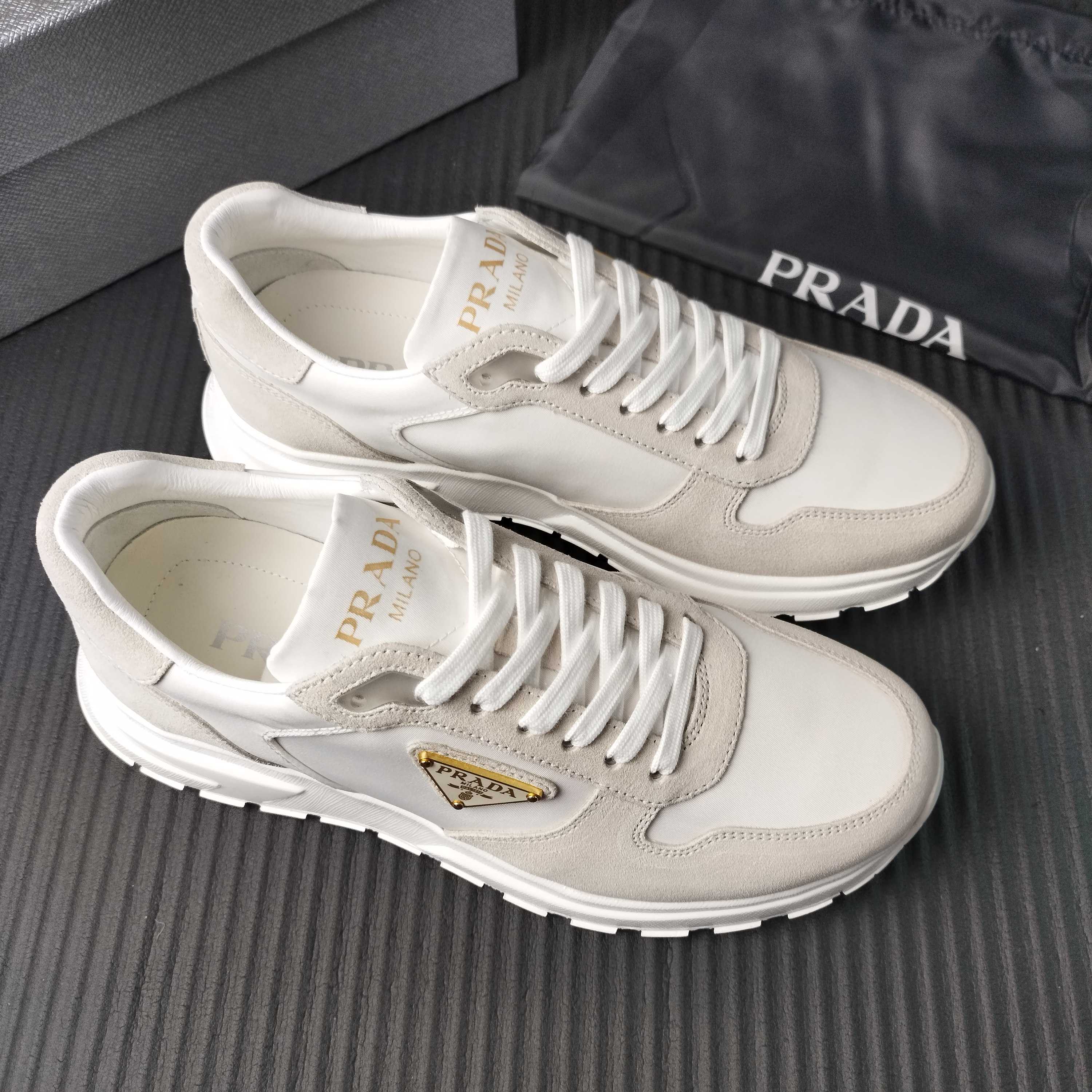 NO:273357,White cloth 39---45,19860909白布 39---45,,Men's shoes