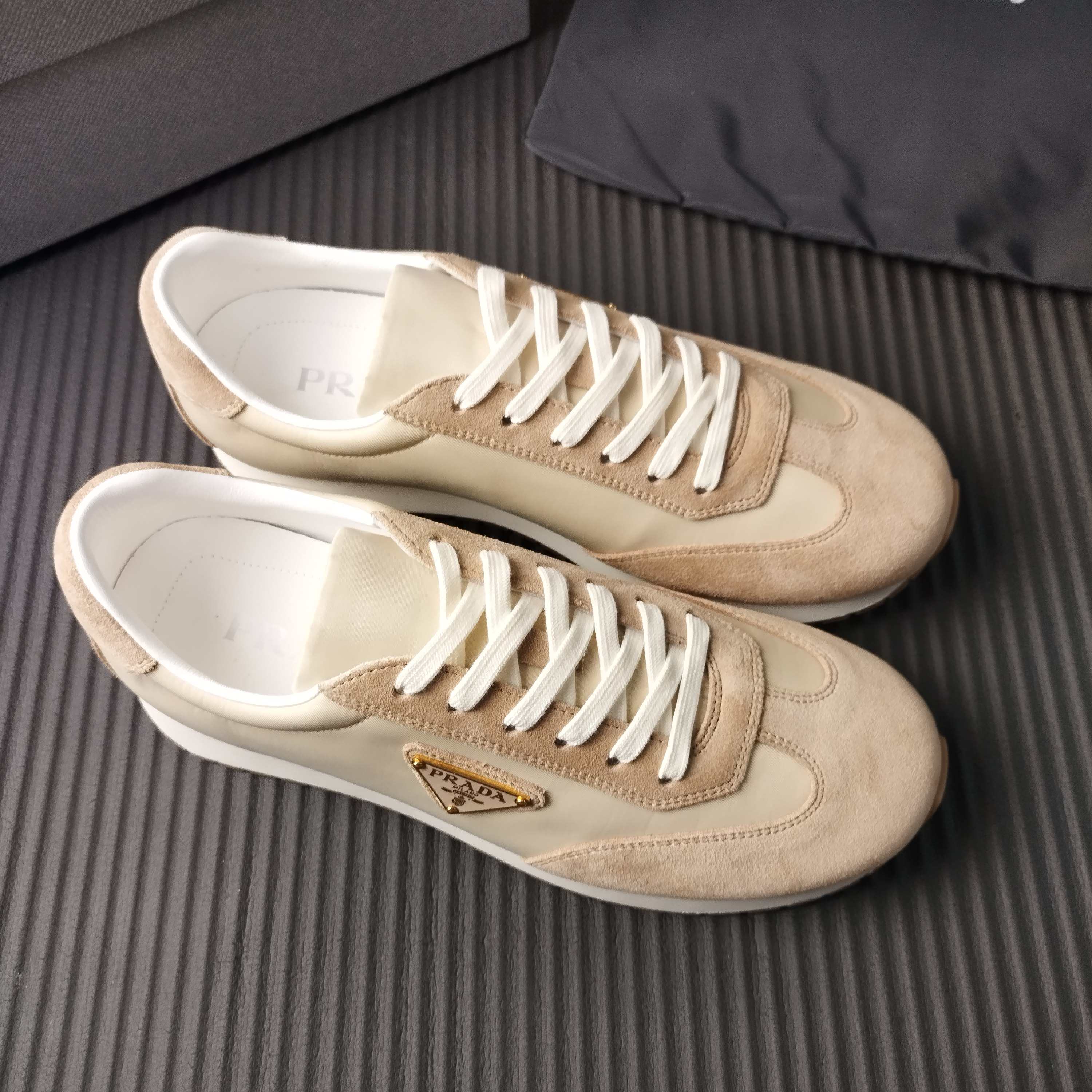 NO:274795,Apricot cloth 39--45,19860909杏布 39---45,,Men's shoes