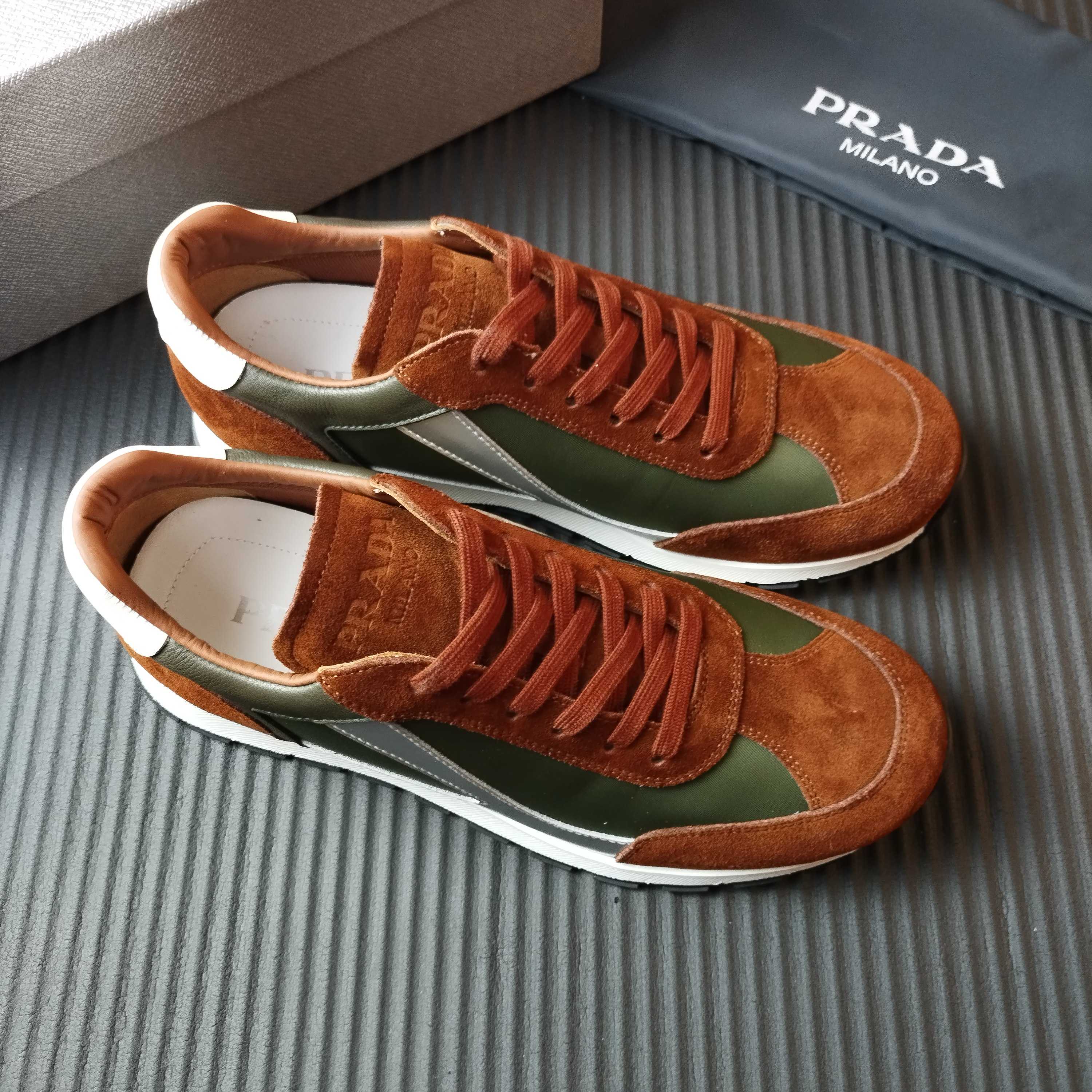 NO:620447,507 green 39----45,19860909507绿色 39----45,,Men's shoes