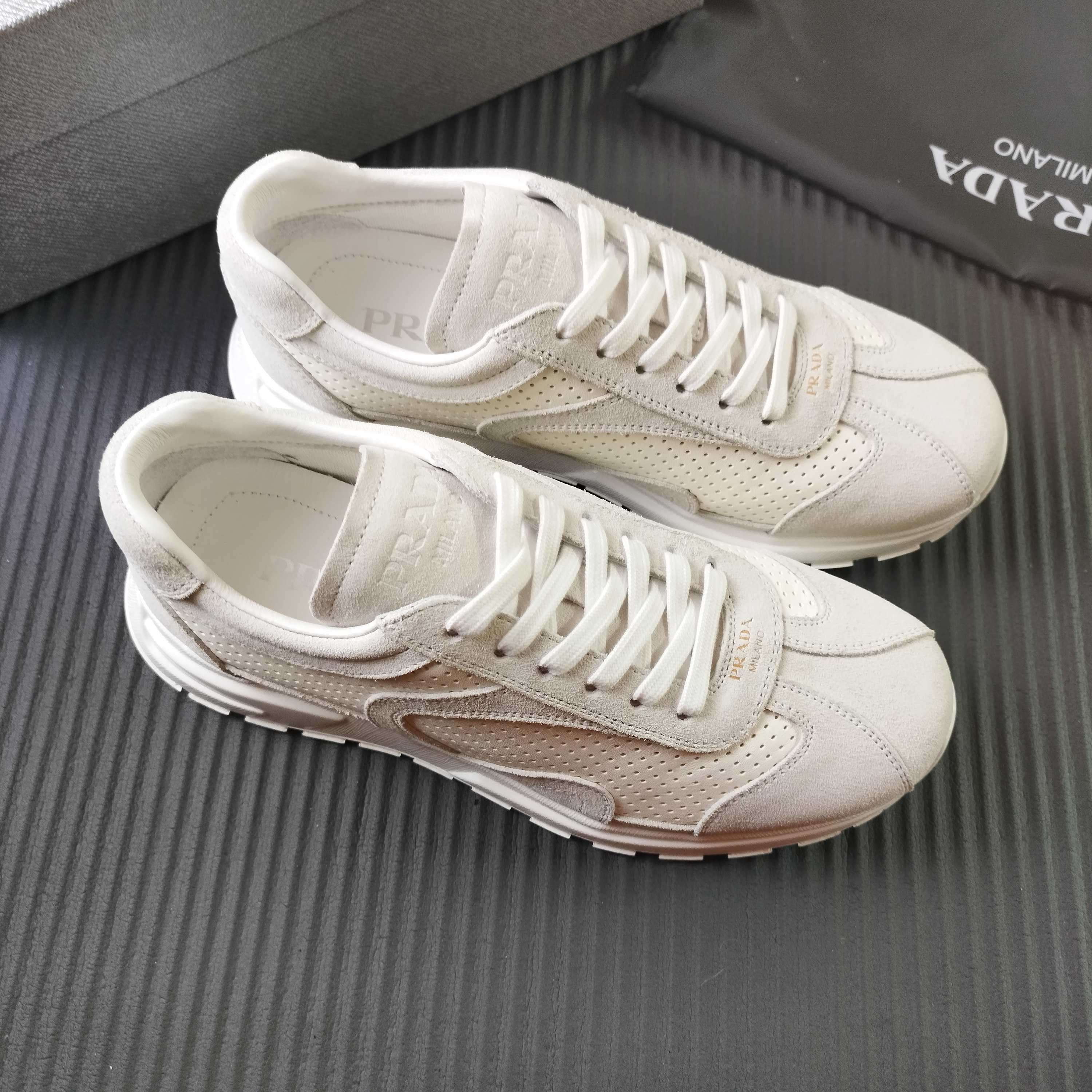 NO:663982,Whitenet 39---45,19860909白网 39---45,,Men's shoes