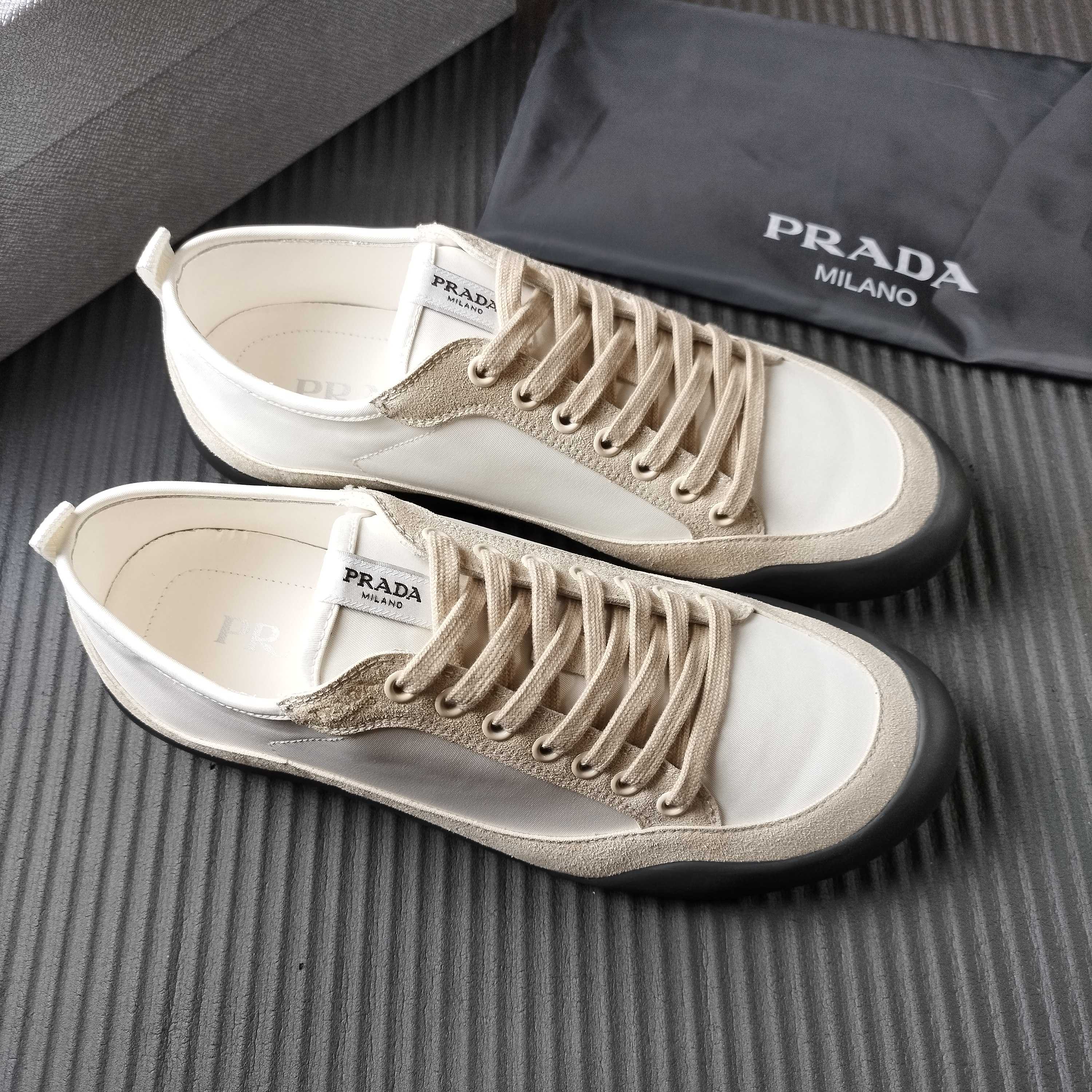 NO:744890,39----45 white,1986090939----45 白色,,Men's shoes