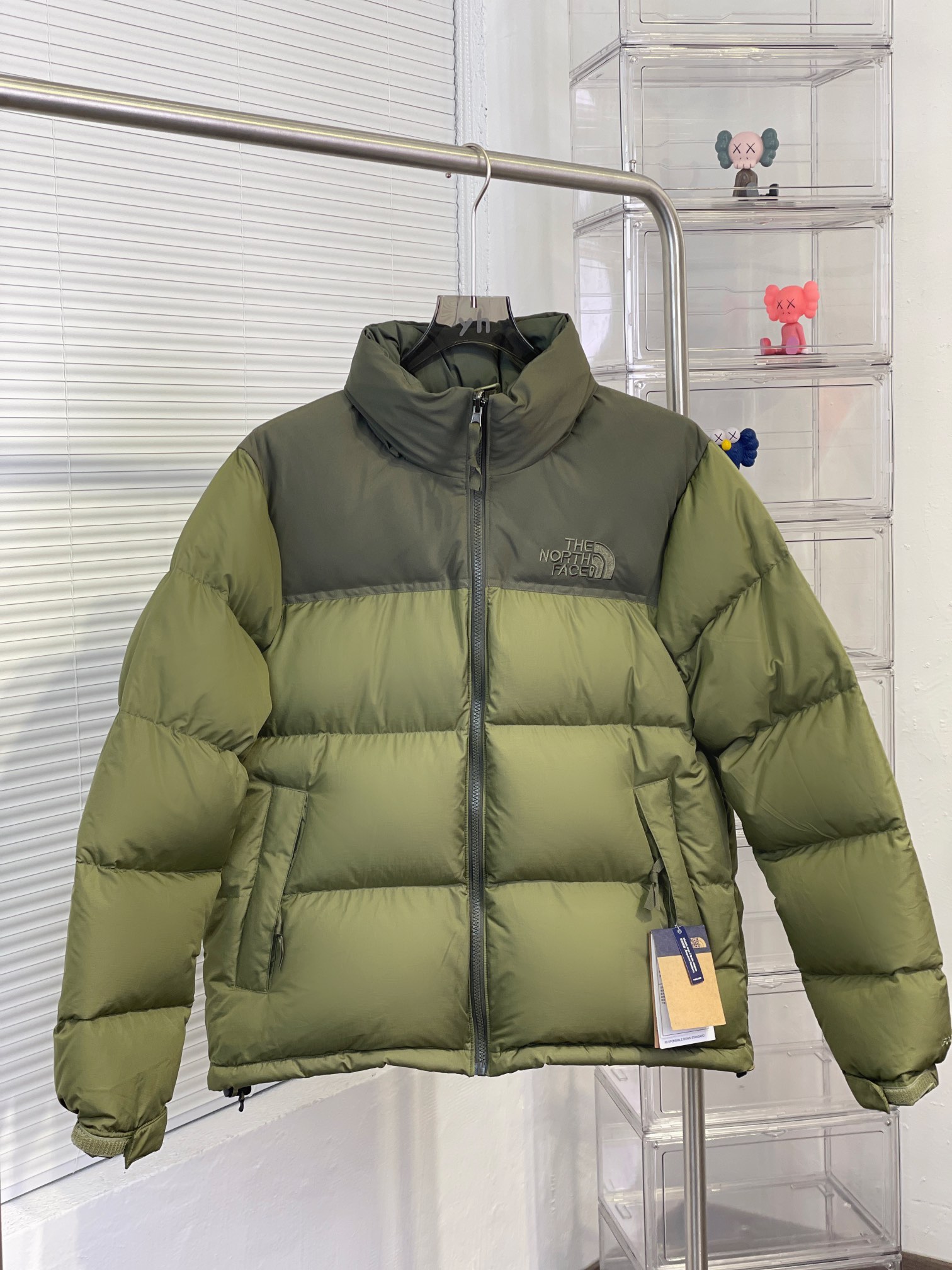 _dwC9s4eaSNUQlUxR09-9QNv6El_1tN23CT-tU1A