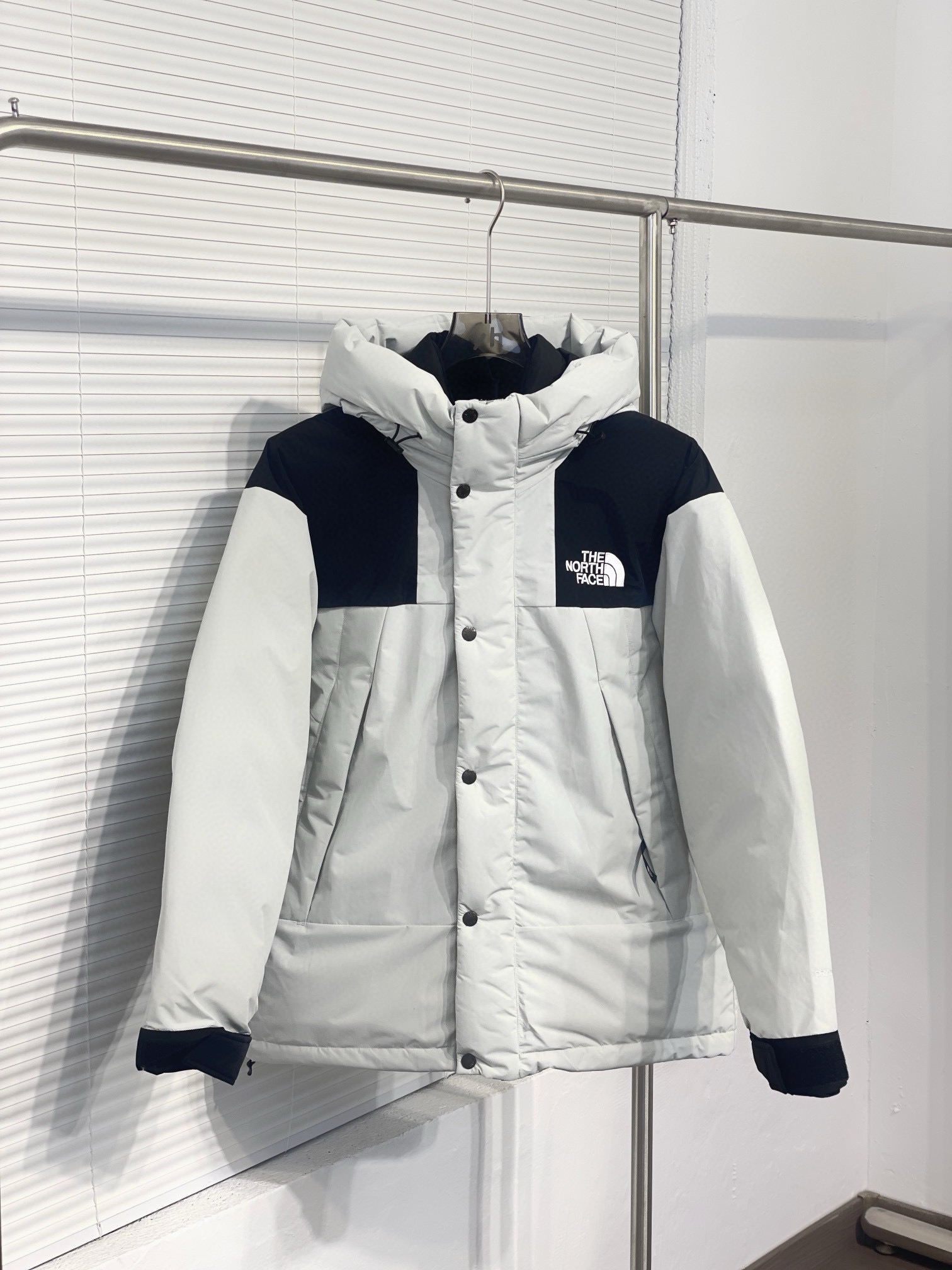 北面the north face 1990 冲锋  羽绒服