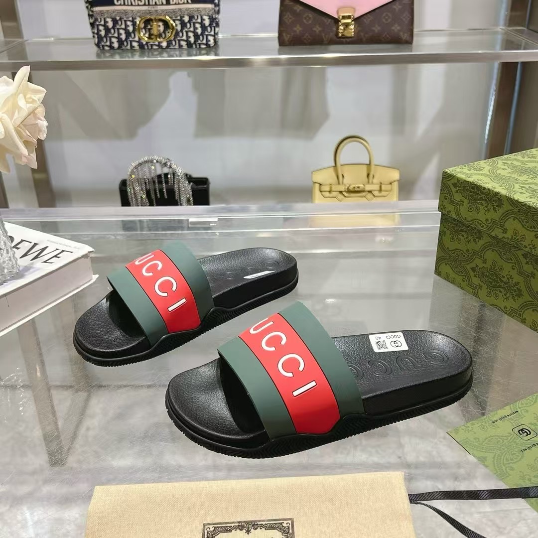 Gucci Good Game Unisex Rubber Slide Sandal | Embossed Logo | Flat Heel 4 i1742132676422 6831 0 2