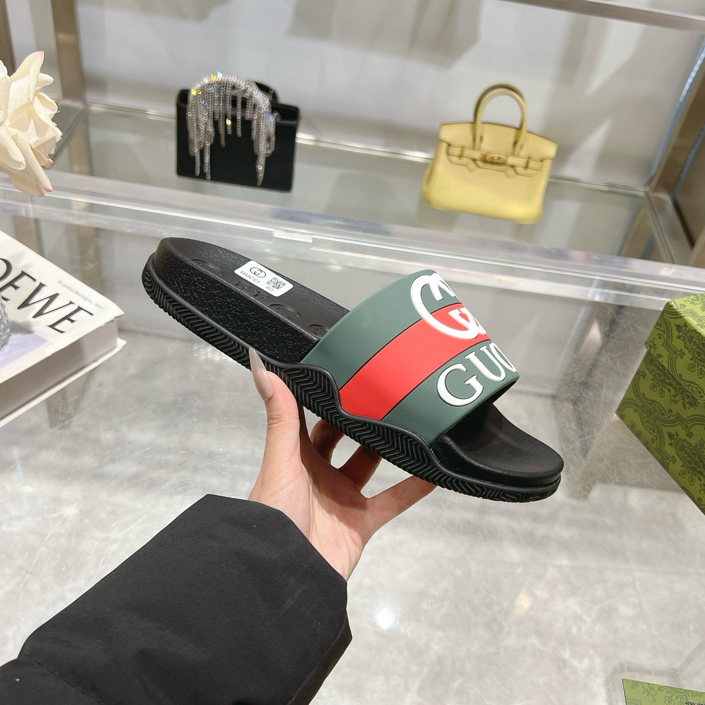 i1742133158393 8240 0 4