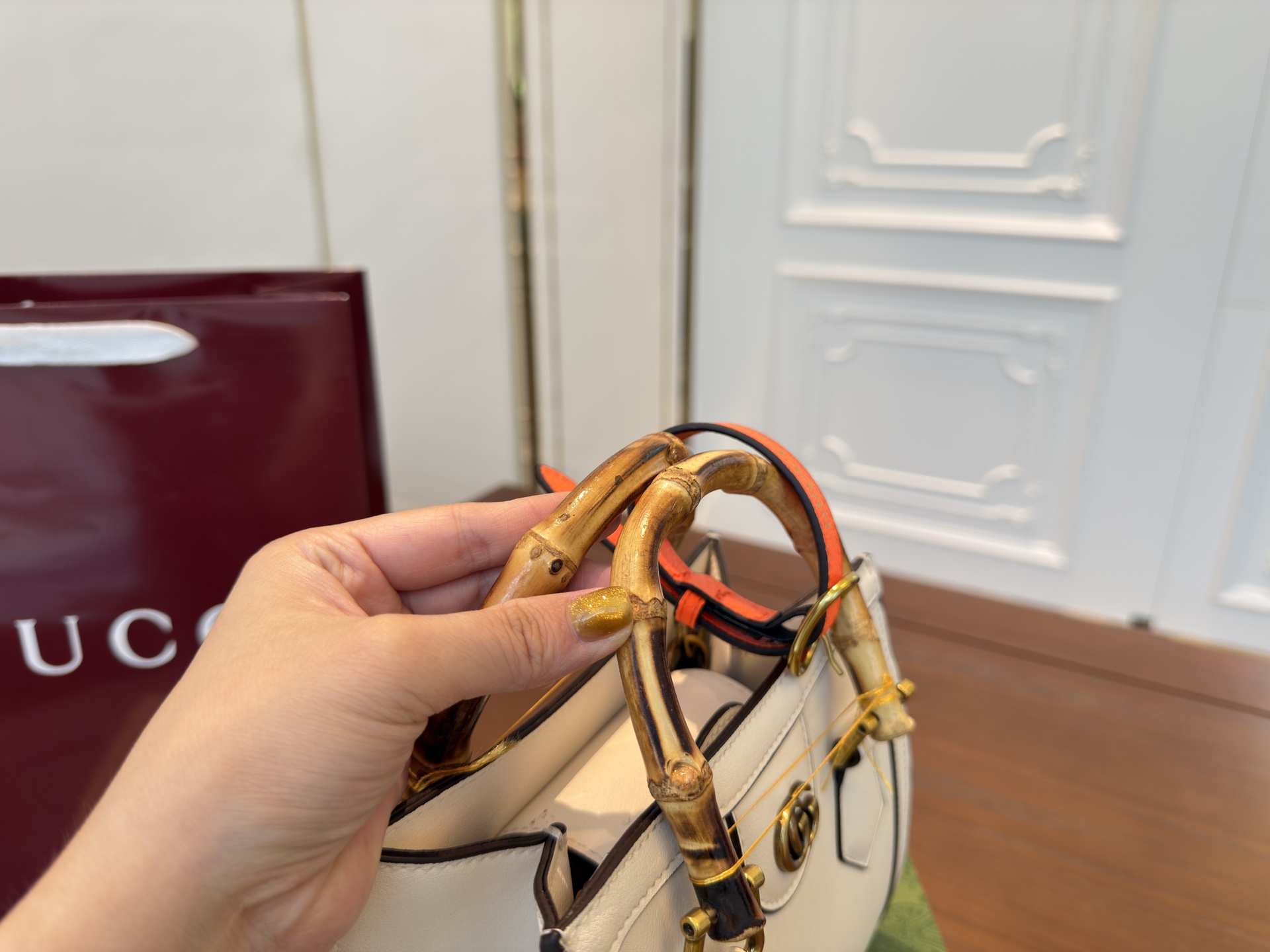 （折叠盒⚠️）p140

古奇Gucci
Diana 竹节包
尺寸20cm