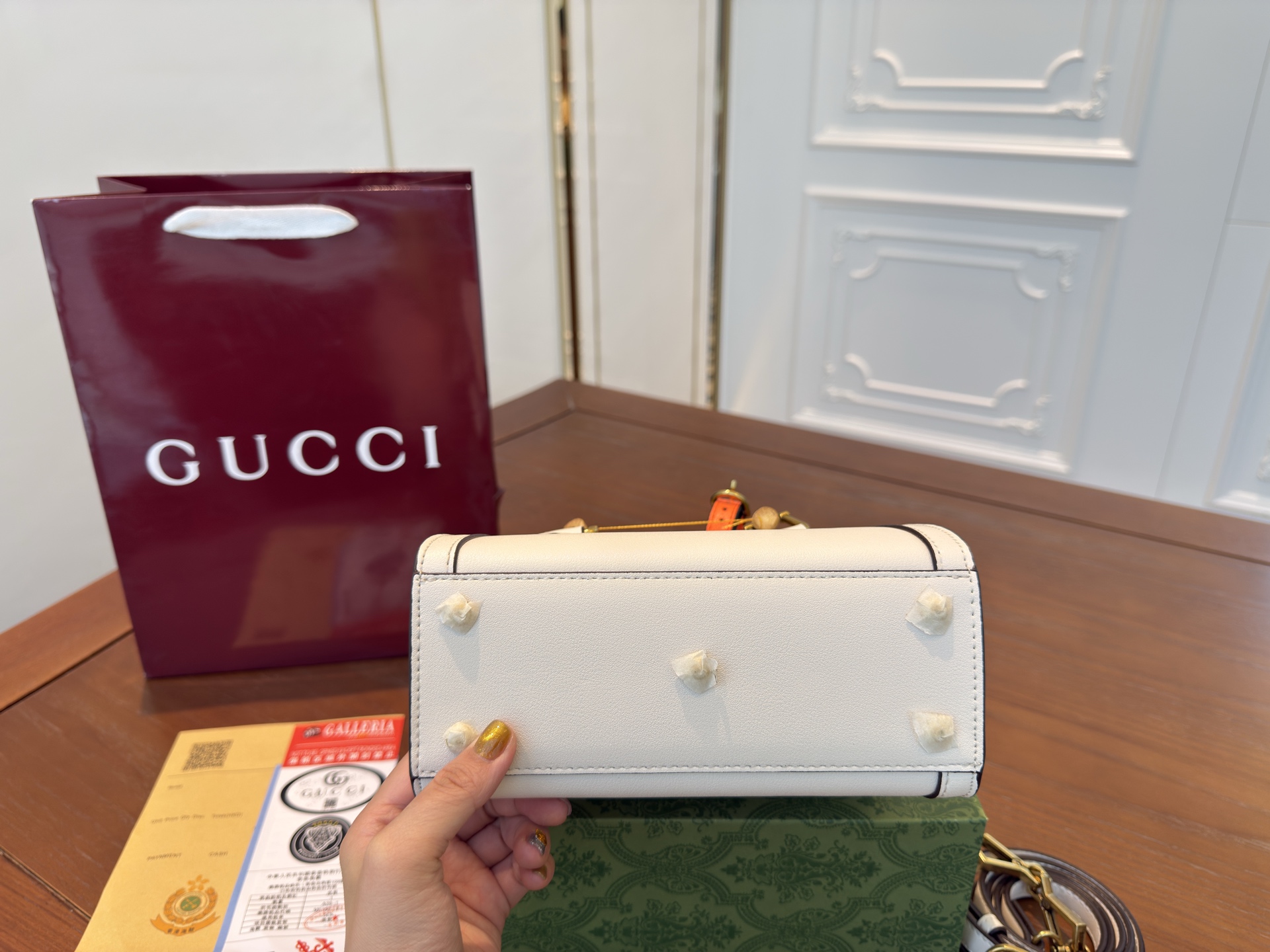 （折叠盒⚠️）p140

古奇Gucci
Diana 竹节包
尺寸20cm