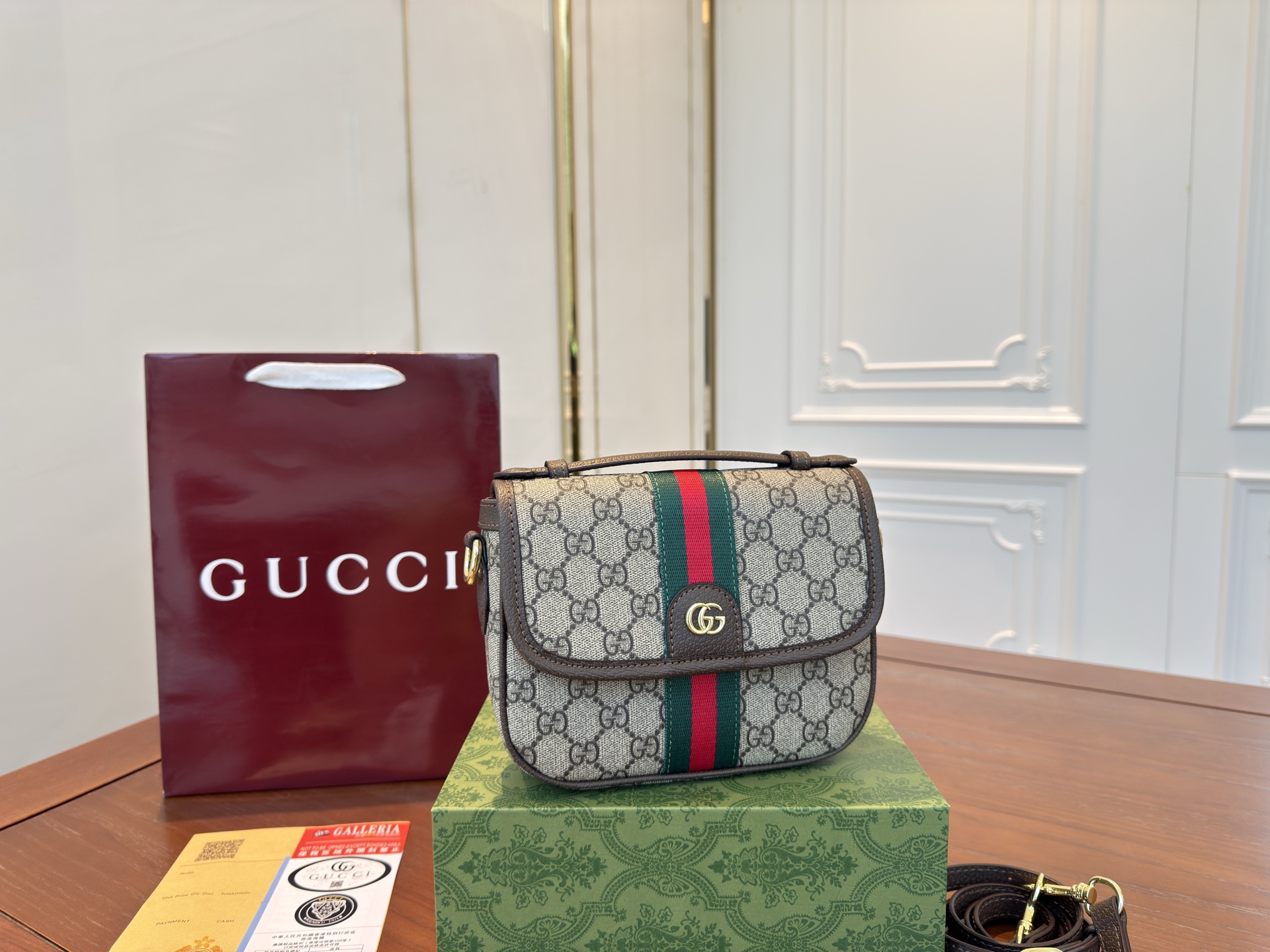 （折叠盒⚠️）p125

GUCCI Ophidia系列|新品到店 ~

古驰#gucci #ophidia 经典与时尚的完美融合19cm