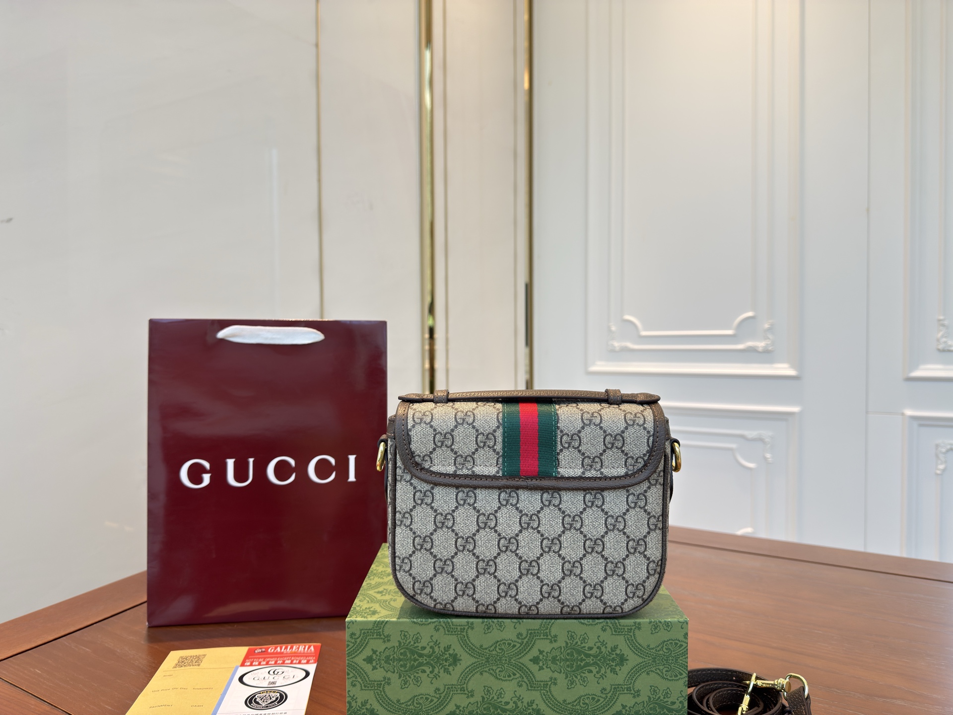 （折叠盒⚠️）p125

GUCCI Ophidia系列|新品到店 ~

古驰#gucci #ophidia 经典与时尚的完美融合19cm