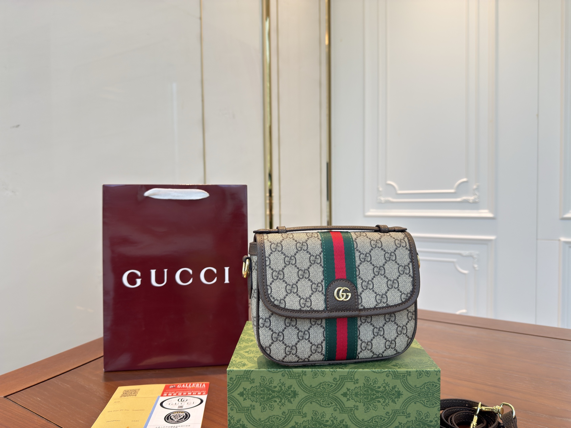 （折叠盒⚠️）p125

GUCCI Ophidia系列|新品到店 ~

古驰#gucci #ophidia 经典与时尚的完美融合19cm