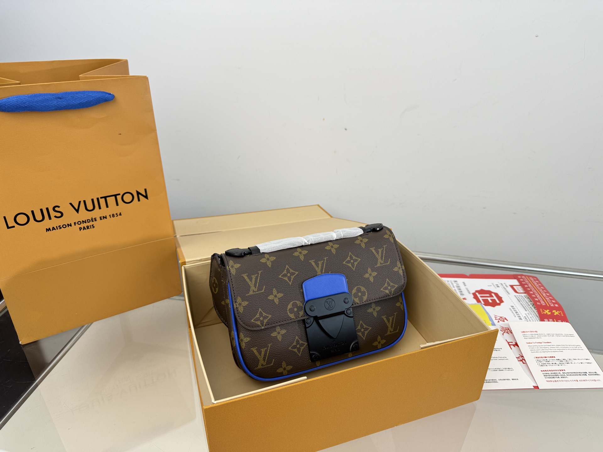 Lv Slock Color Chartp180