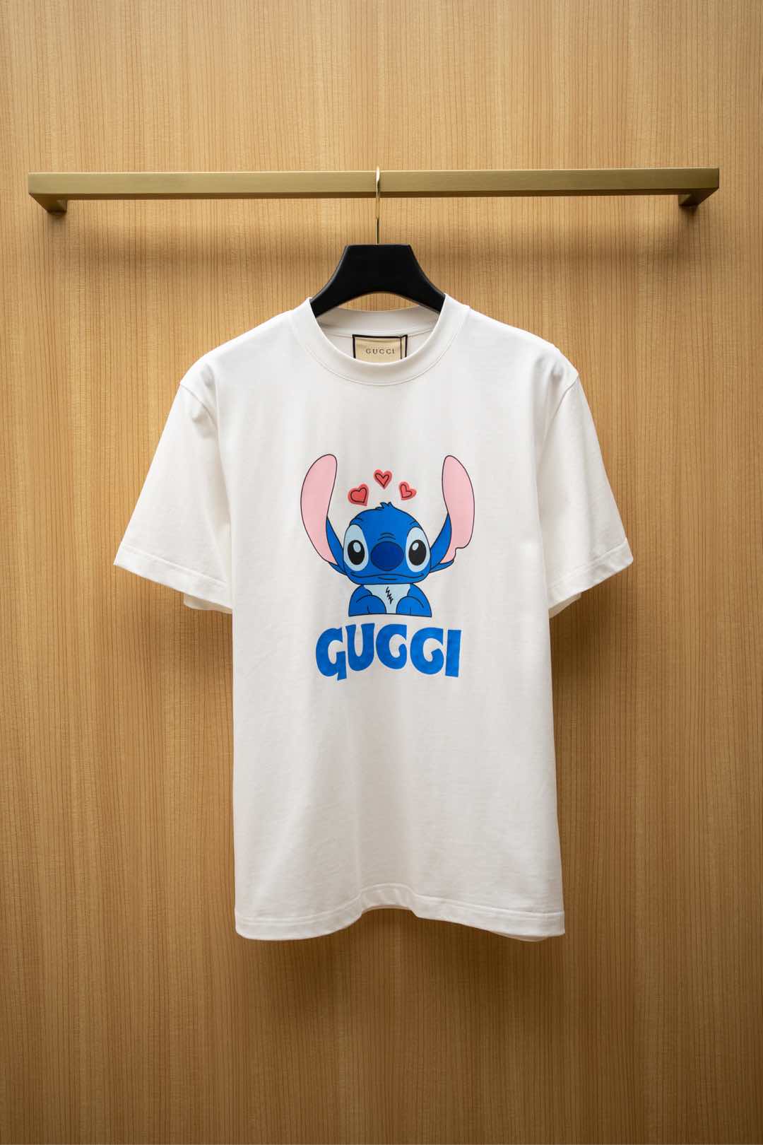 NO:501663,2025GG latest T-shirt, letter 3D embossing printing technology, top-grade pure cotton fabric, normal style, white, size S~XXL,,tees, t-shirt,alexander wang198609092025GG最新款T恤 字母3D浮雕印花工艺 顶级纯棉面料 正常版型 白色 尺码S~XXL,,tees，t-shirt,alexander wang,Men's clothing