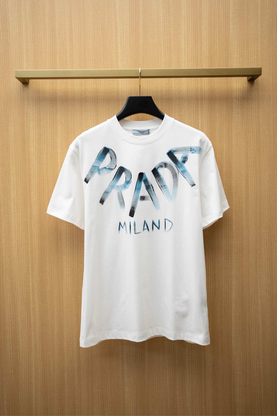 NO:500034,2025PD latest T-shirt, classic letters painted printed logo, top-grade cotton fabric, normal style, white, size S~XXL,,tees, t-shirt,alexander wang198609092025PD最新款T恤 经典字母彩绘印花logo 顶级纯棉面料 正常版型 白色 尺码S~XXL,,tees，t-shirt,alexander wang,Men's clothing