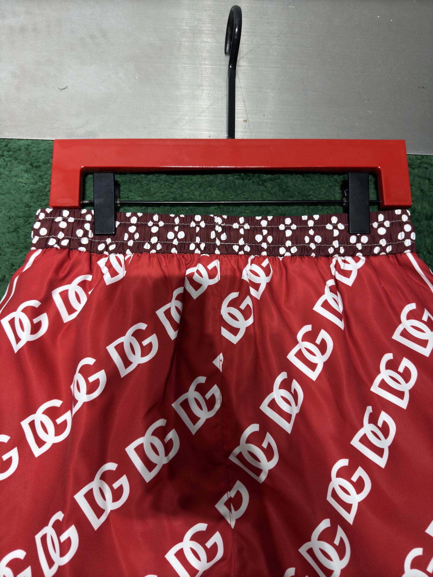 P67. DG
定位裁剪短裤订制面料尺码S一2xl