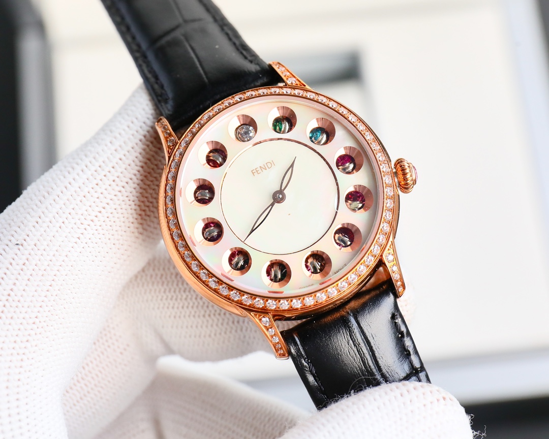 FENDI Crazy Carats Colored Jewellery Watch: Unique Rolling Jewelry Design with Multi-Colored Gems - 图片 2