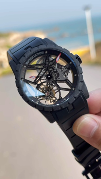 Roger Dubuis Carbon Fiber V4 Watch: New Factory Innovation and Quality