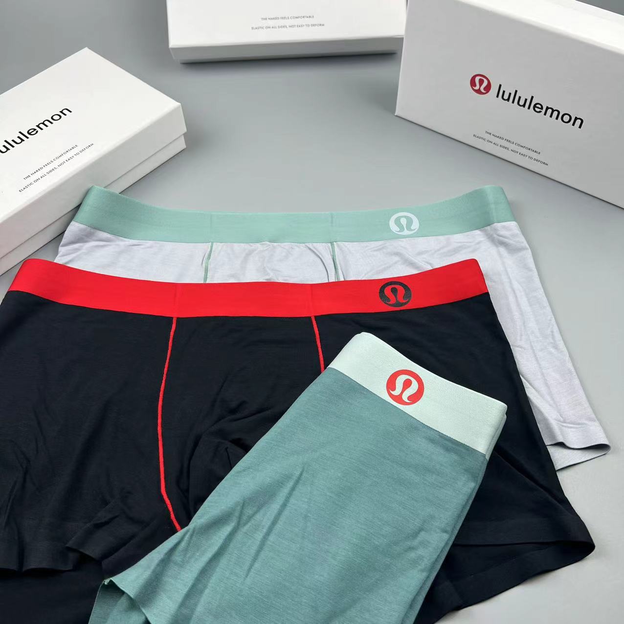 lululemon露露爆款到货莫代尔面料绝对的原单品质无缝切割工艺科学配比丝滑透气舒适！有型！一点也不紧