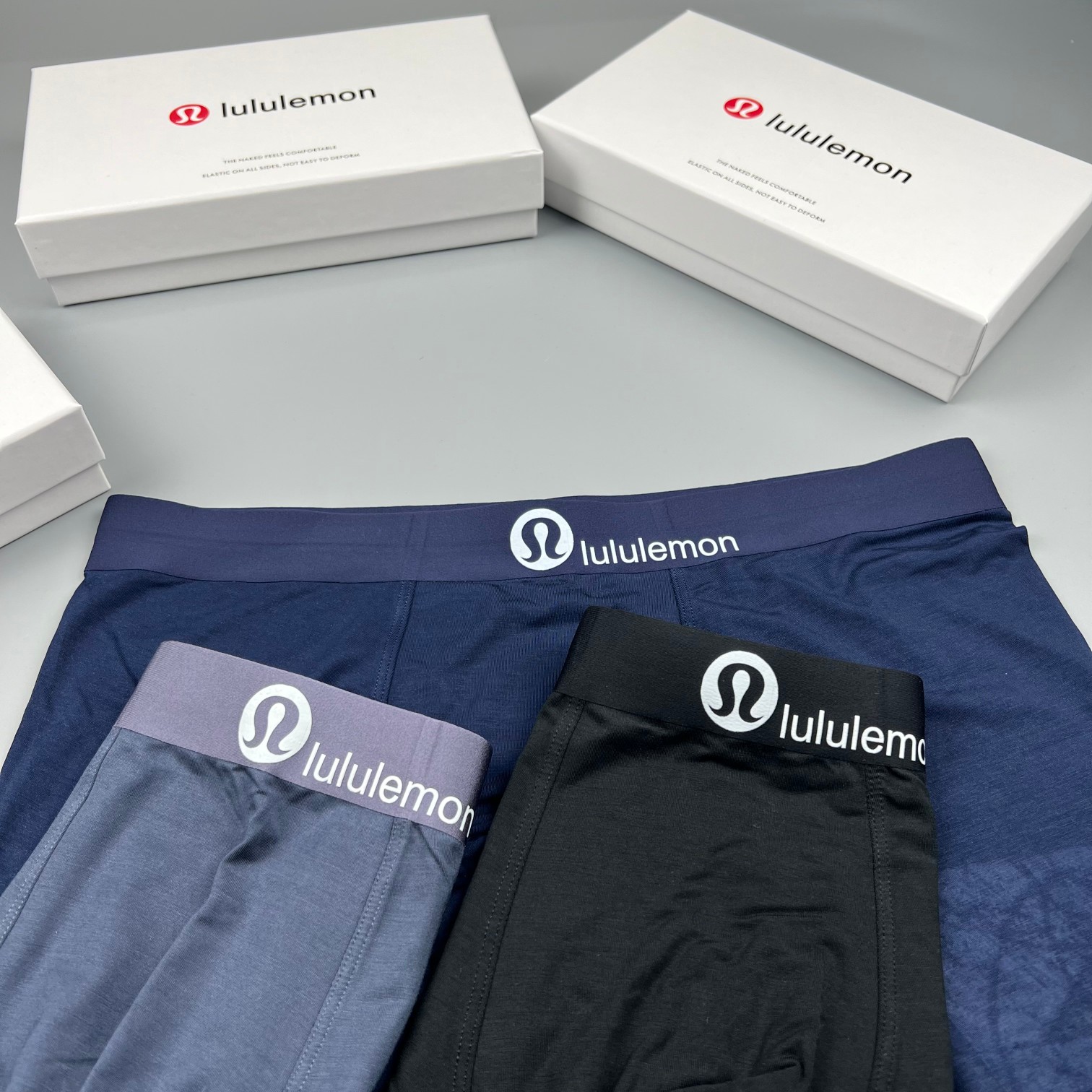 lululemon露露爆款到货莫代尔面料绝对的原单品质无缝切割工艺科学配比丝滑透气舒适！有型！一点也不紧