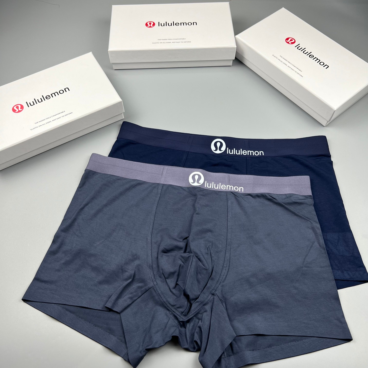 lululemon露露爆款到货莫代尔面料绝对的原单品质无缝切割工艺科学配比丝滑透气舒适！有型！一点也不紧