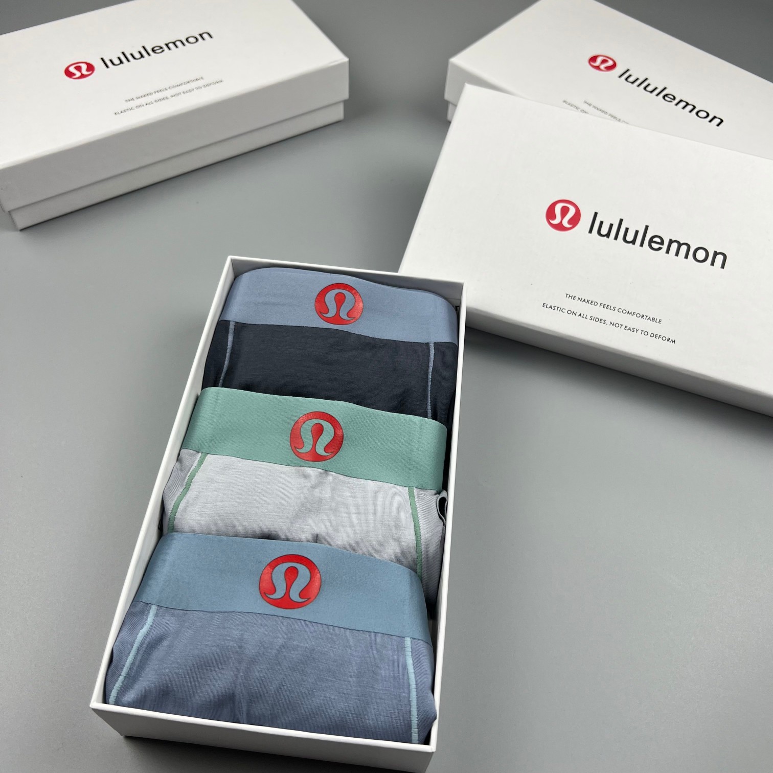 lululemon露露爆款到货莫代尔面料绝对的原单品质无缝切割工艺科学配比丝滑透气舒适！有型！一点也不紧