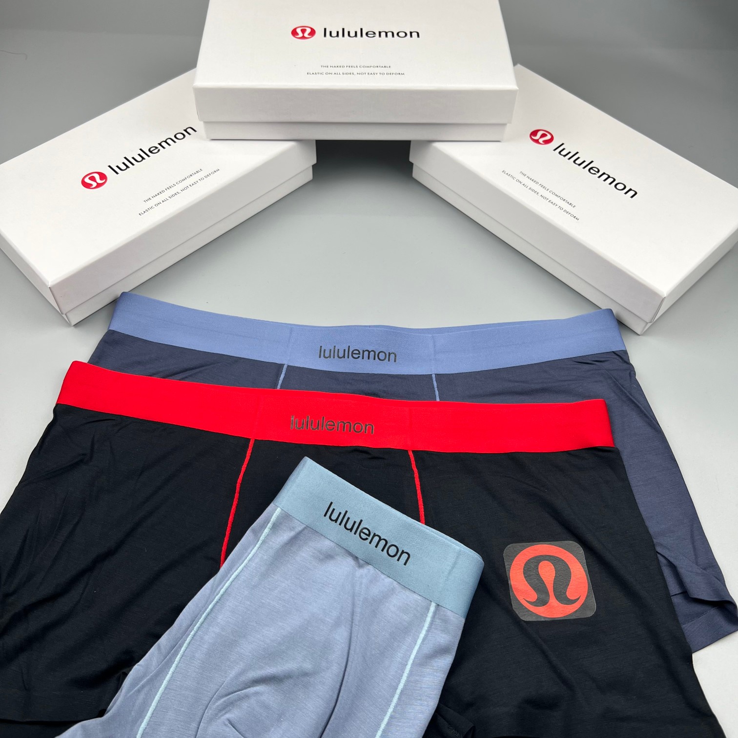 lululemon露露爆款到货莫代尔面料绝对的原单品质无缝切割工艺科学配比丝滑透气舒适！有型！一点也不紧