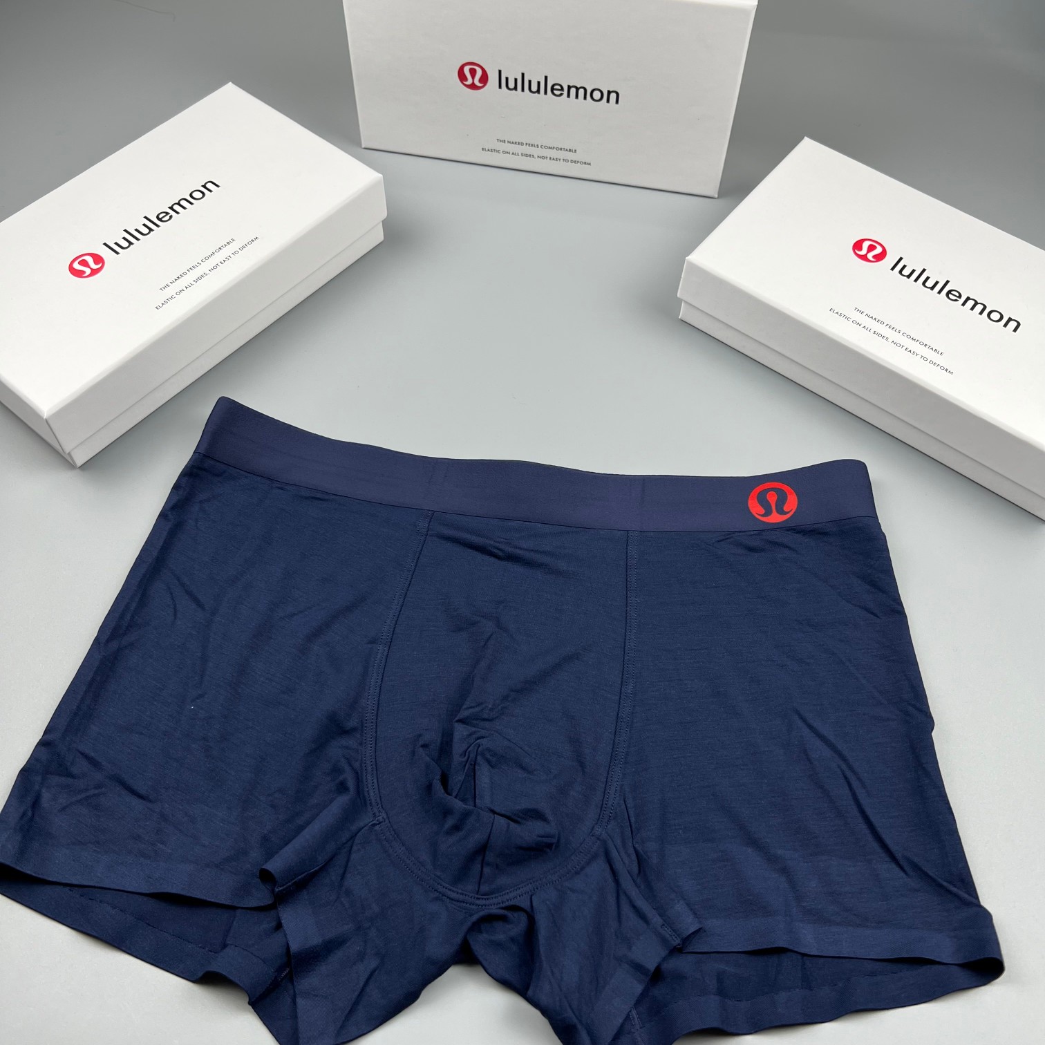 lululemon露露爆款到货莫代尔面料绝对的原单品质无缝切割工艺科学配比丝滑透气舒适！有型！一点也不紧