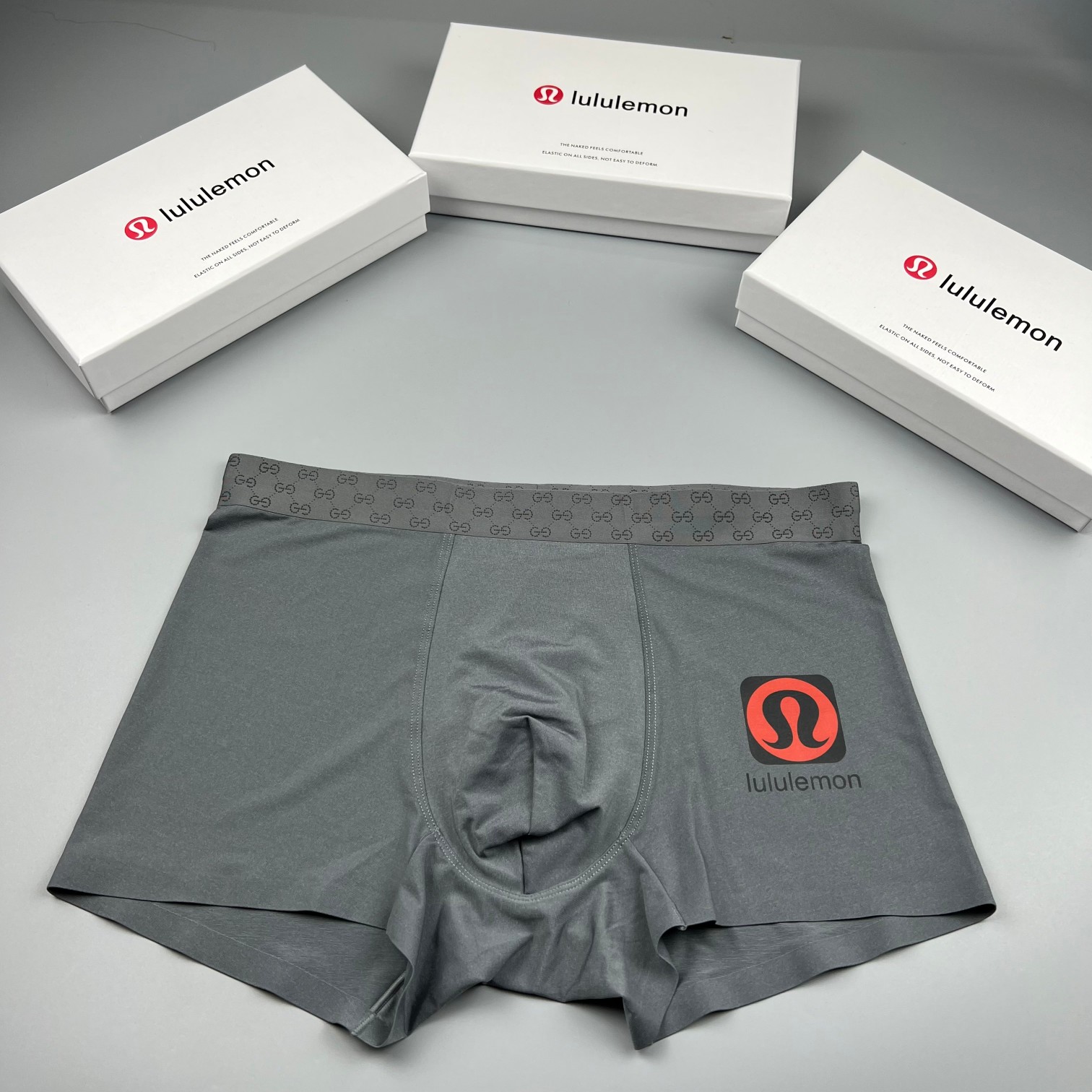 lululemon露露精品盒装男士内裤！轻薄透设计采用进口轻薄冰丝轻薄透气丝滑无痕裁剪穿着无束缚感触感柔