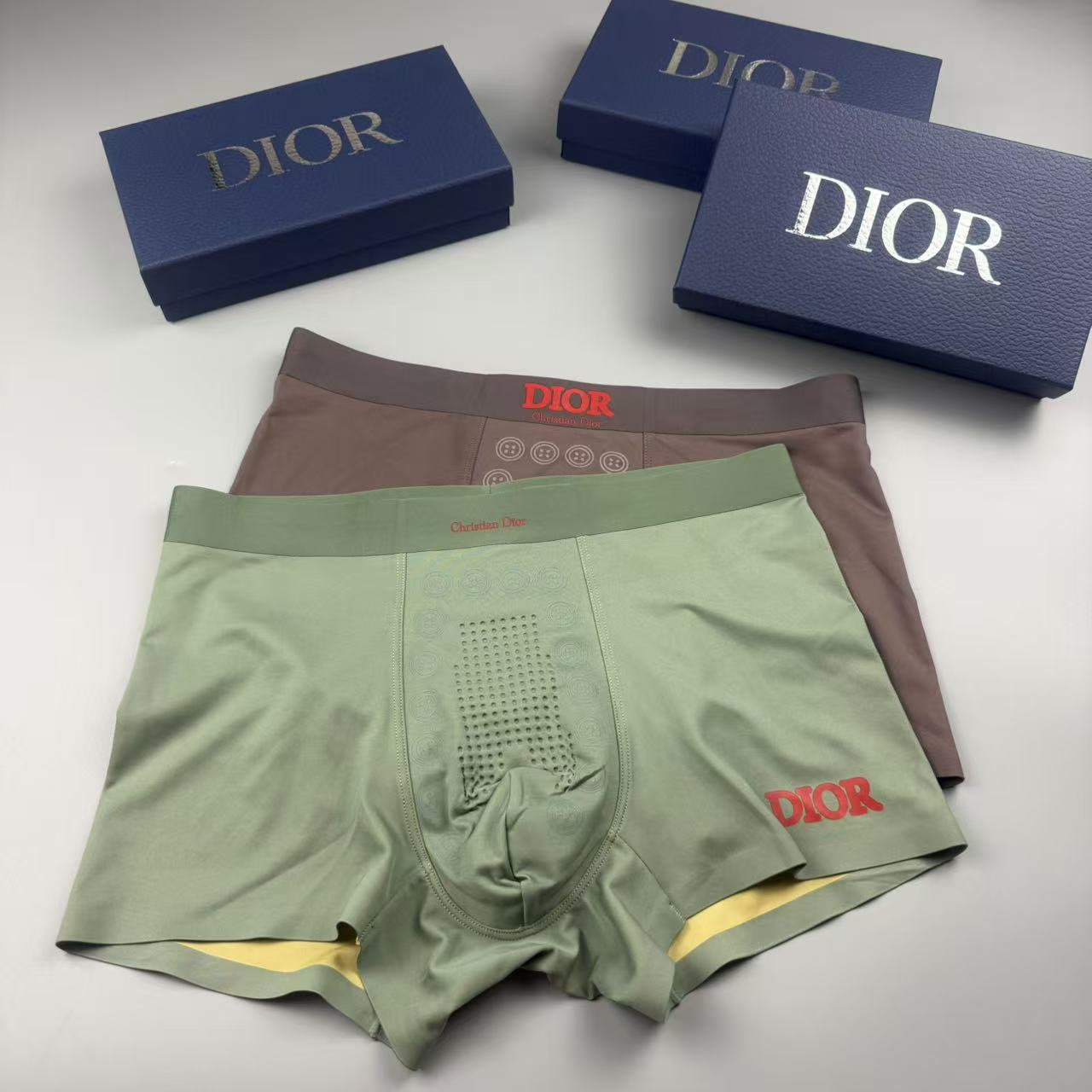  新品！Dior 迪奥 原单品质，时尚潮男新品 锦纶冰丝无缝切割工艺 科学配 76%锦纶+24%氨纶，丝