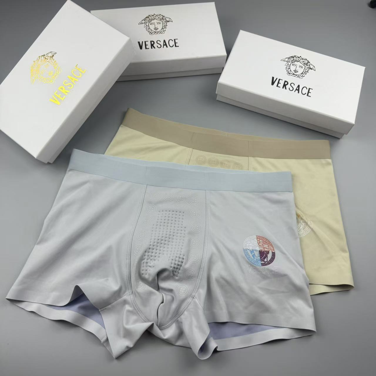  新品！VERSCE 美人头。原单品质，时尚潮男新品 锦纶冰丝无缝切割工艺 科学配 76%锦纶+24%氨