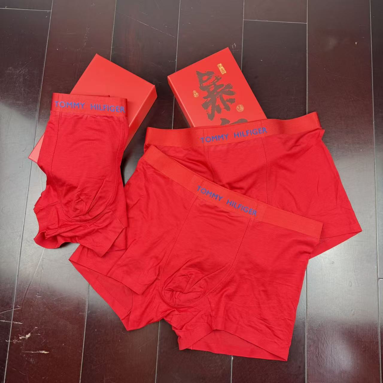 🔥🔥🔥新款 Tommy 全红内裤莫代尔面料、无缝切割工艺 透气 舒适！有型！ 超级好穿 L、XL、XXL