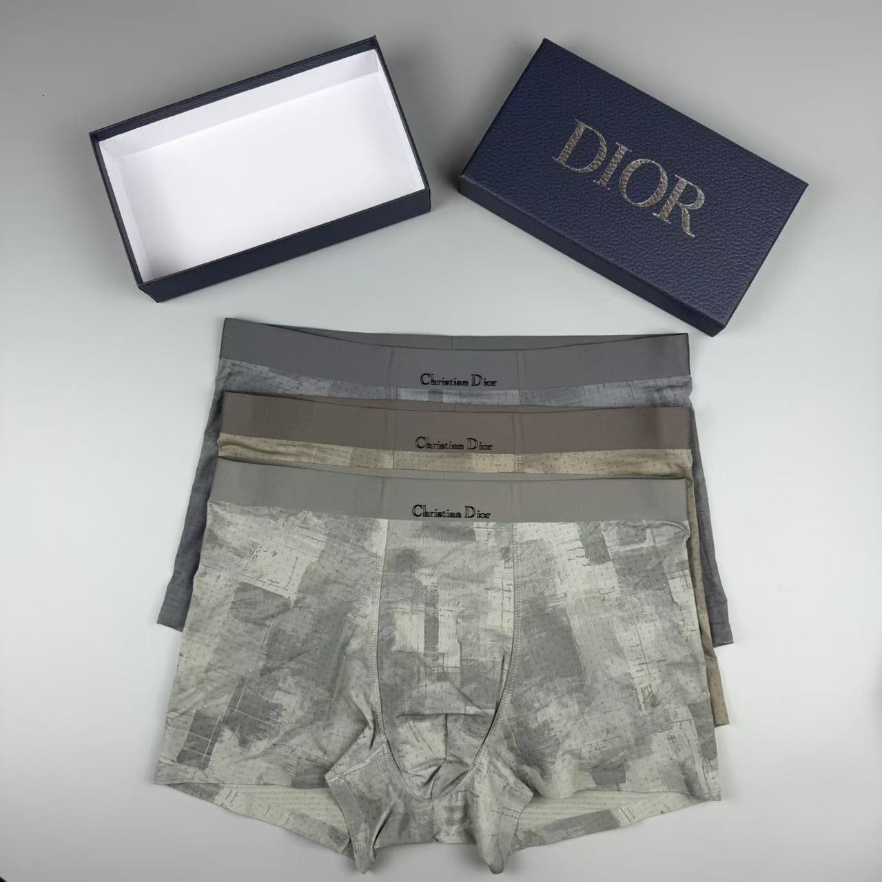 🆕🆕Dior（迪奥）专柜最新款，最新高周波硅胶款，绝对的原单品质，全手工切割工艺   专柜订制进口面料。