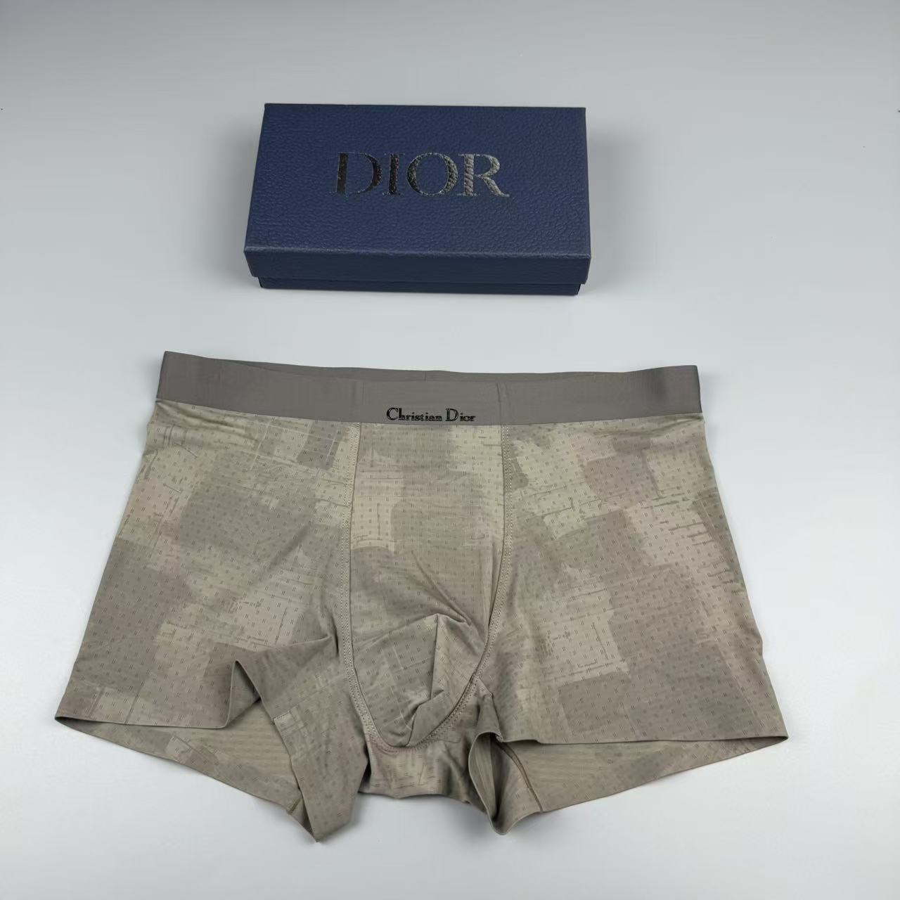 🆕🆕Dior（迪奥）专柜最新款，最新高周波硅胶款，绝对的原单品质，全手工切割工艺   专柜订制进口面料。