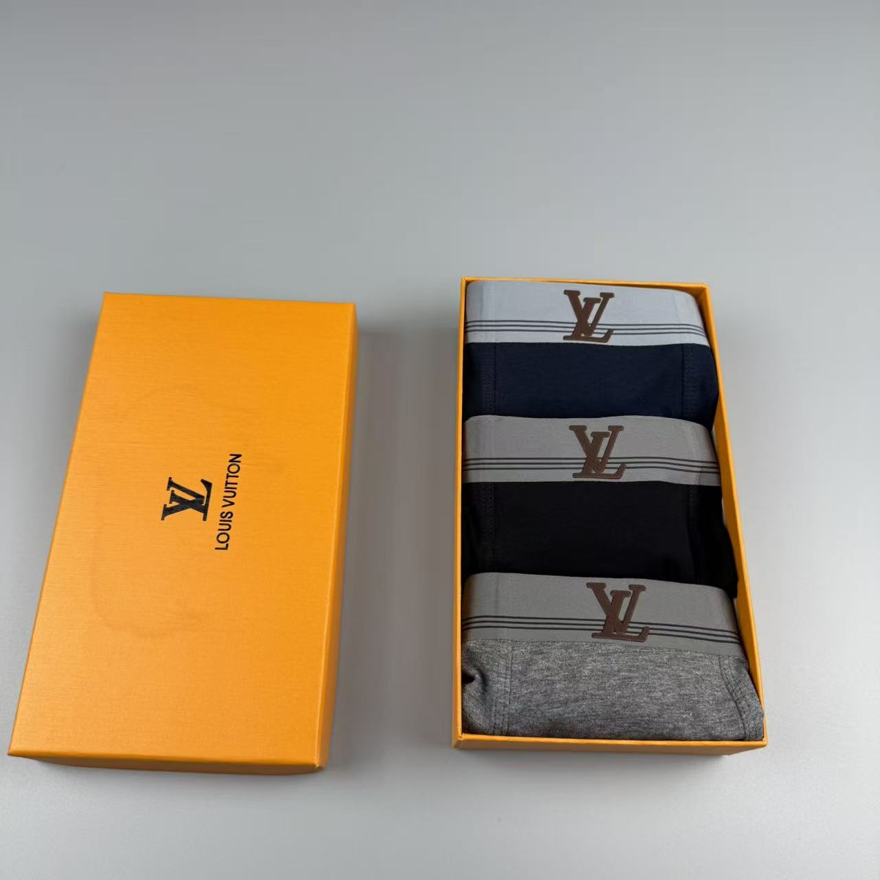 🆕🆕Louis Vuitton（LV）专柜最新款，最新高周波滴胶款，绝对的原单品质，全手工切割工艺   