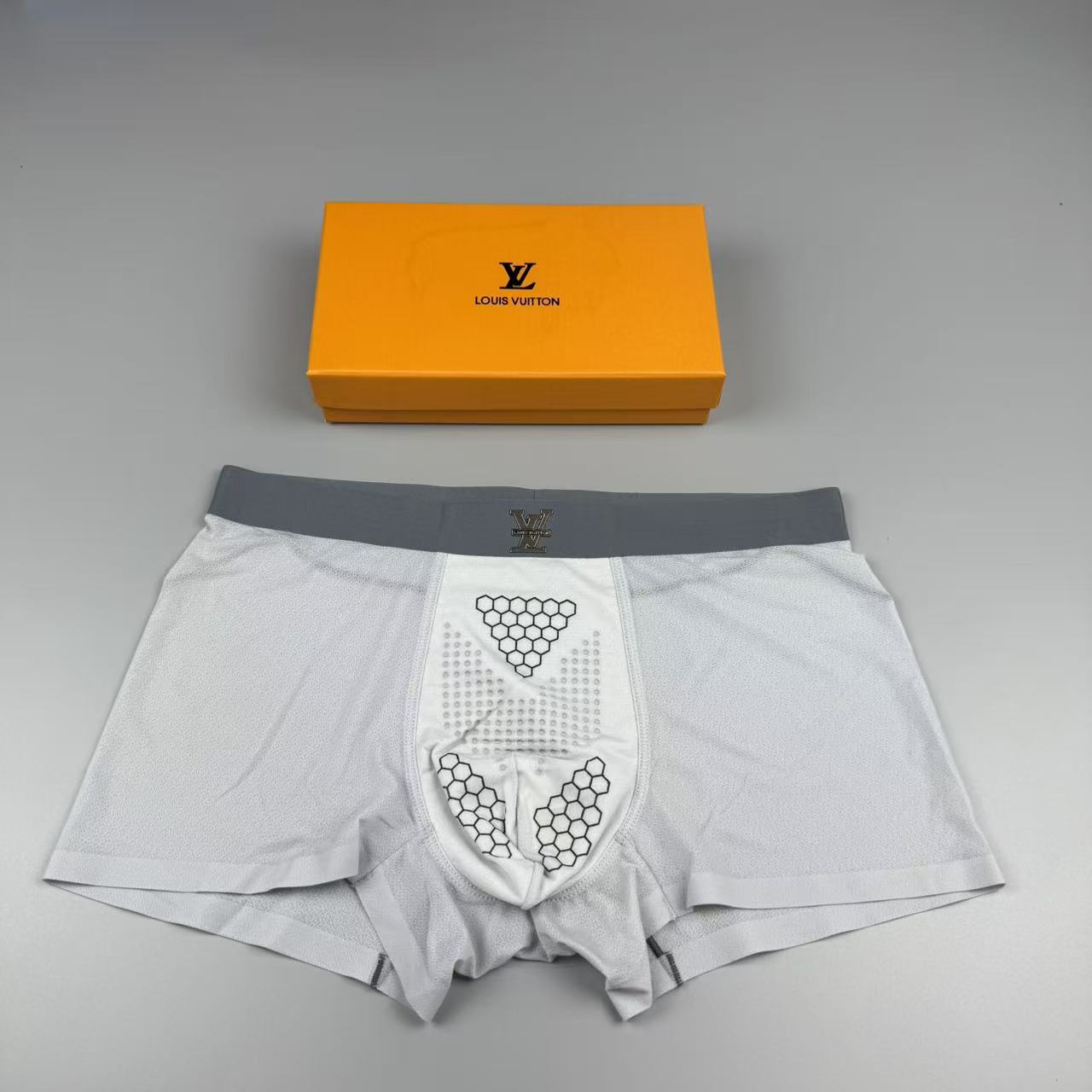新品 LV 驴家  原单品质！最新高周波硅胶款 潮流奢品 ！轻薄透设计，采用进口轻薄桑蚕丝 轻薄透气丝滑