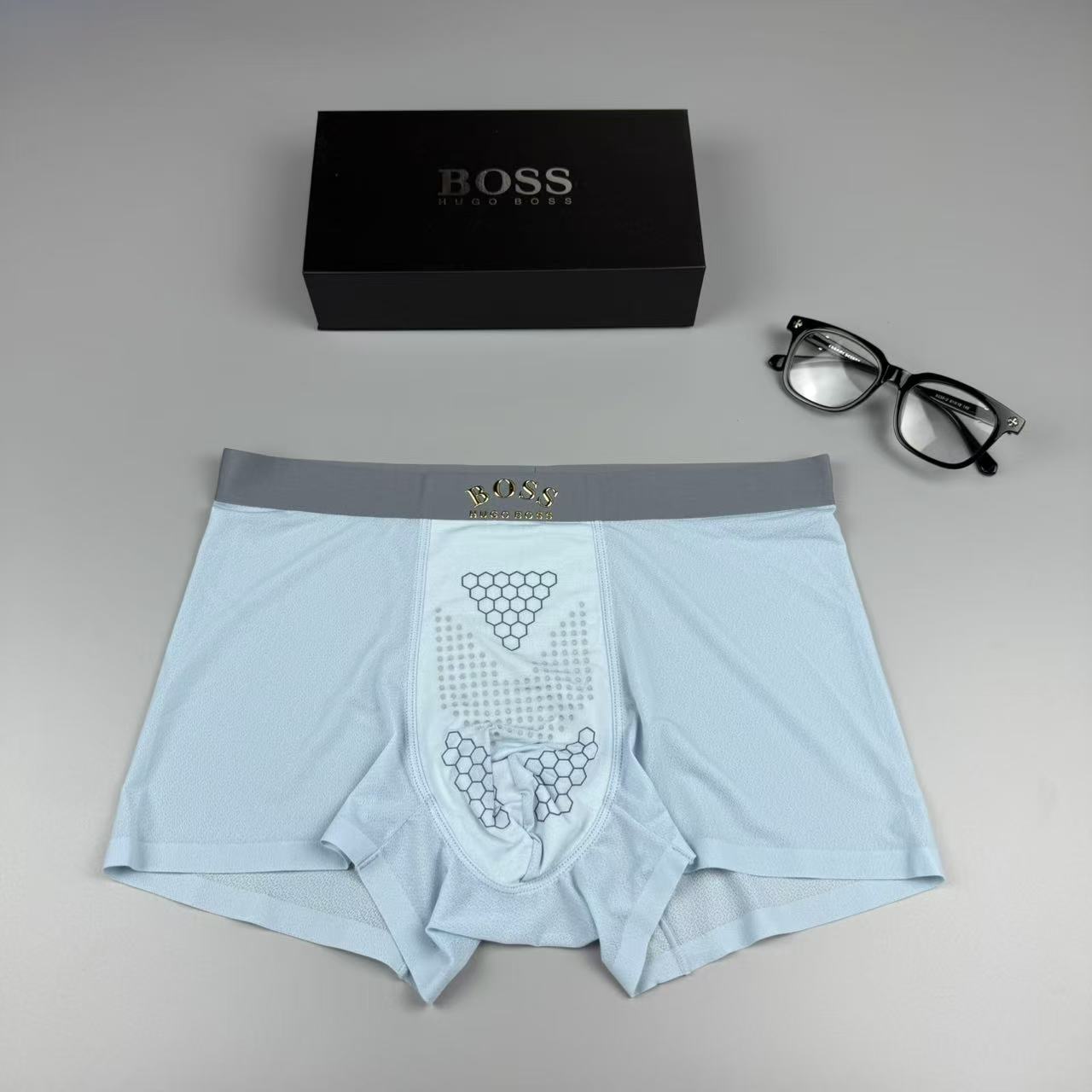 新品 BOSS 原单品质！最新高周波硅胶款 潮流奢品 ！轻薄透设计，采用进口轻薄桑蚕丝 轻薄透气丝滑 无