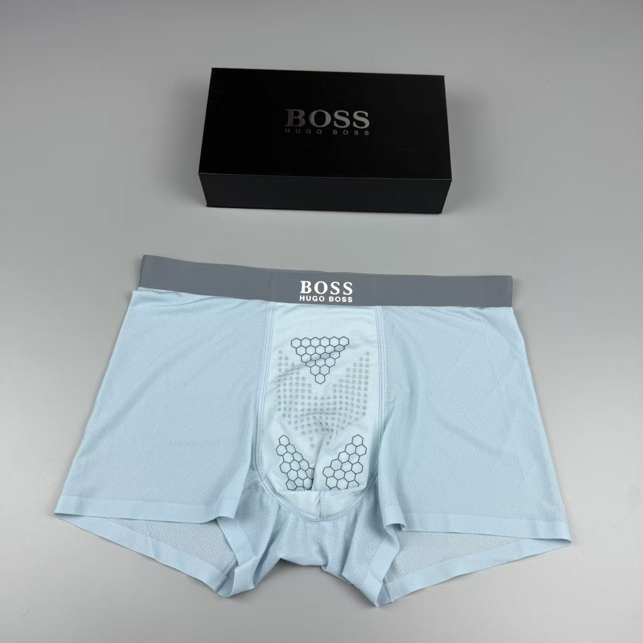 新品 BOSS 原单品质！最新高周波硅胶款 潮流奢品 ！轻薄透设计，采用进口轻薄桑蚕丝 轻薄透气丝滑 无