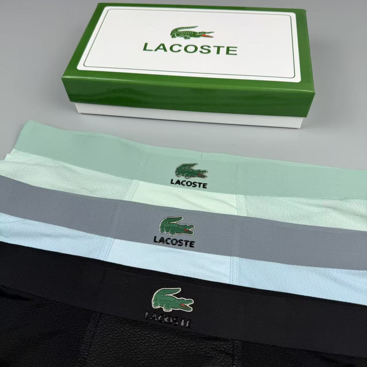 新品 LACOSTE 🐊  原单品质！最新高周波硅胶款 潮流奢品 ！轻薄透设计，采用进口轻薄桑蚕丝 轻薄