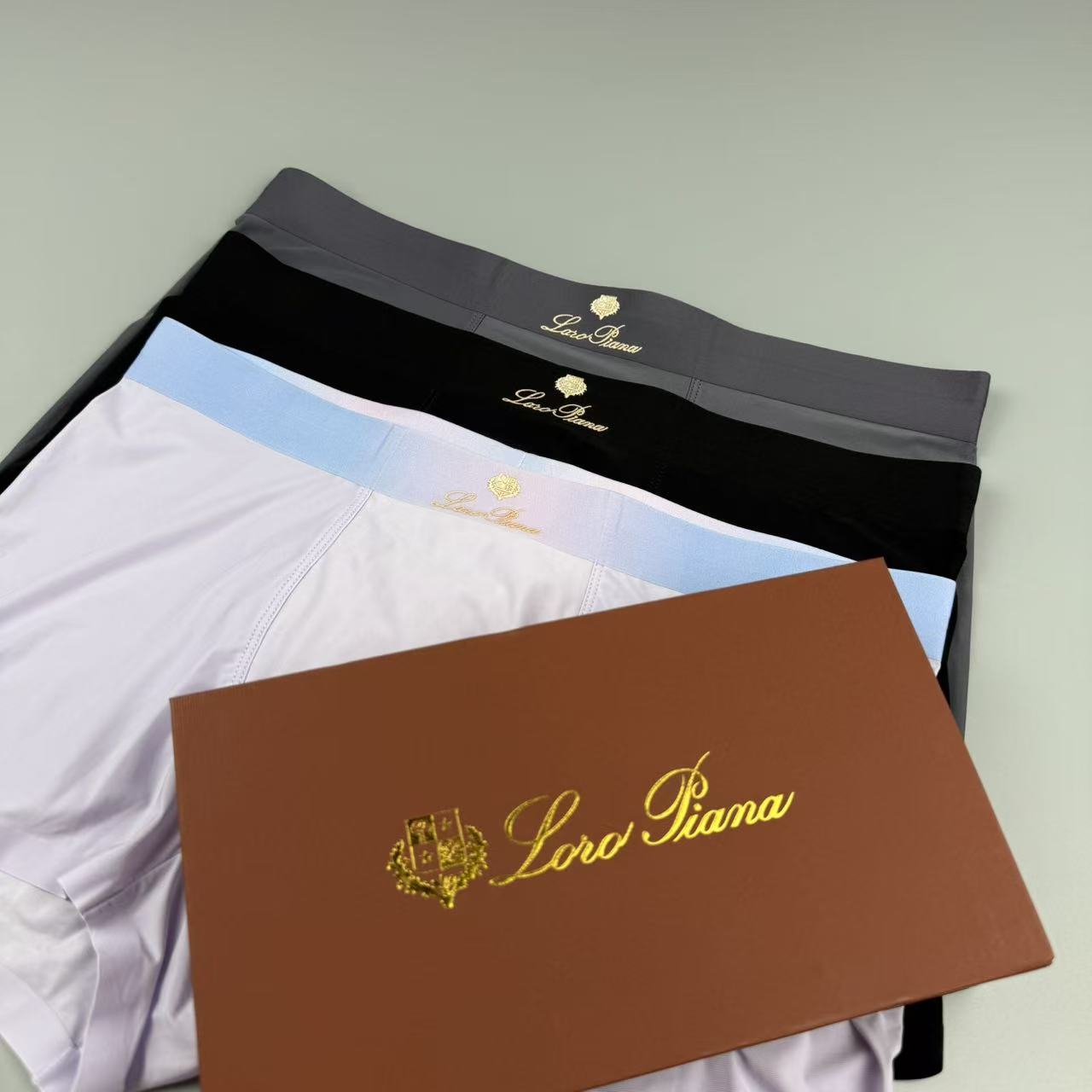 新品！LP。原单品质，时尚潮男新品 锦纶冰丝无缝切割工艺 科学配 76%锦纶+24%氨纶，丝滑 透气 舒