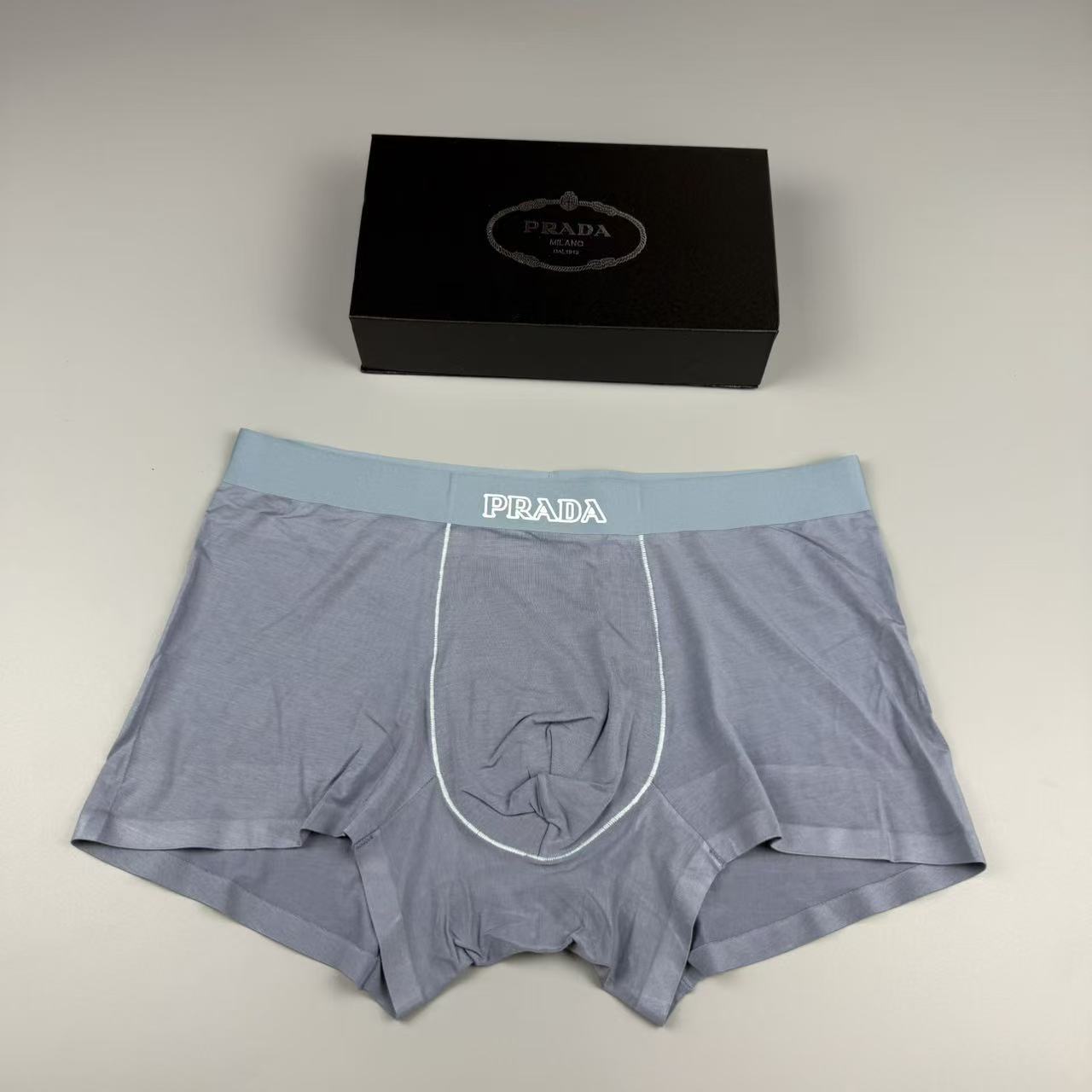 新品！PRADA ！原单品质！精品盒装男士内裤！外贸国外订单，高品质，莫代尔无痕切割工艺 科学配 92%
